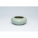 A Chinese crackle glazed celadon brush washer, 19th/20th C.