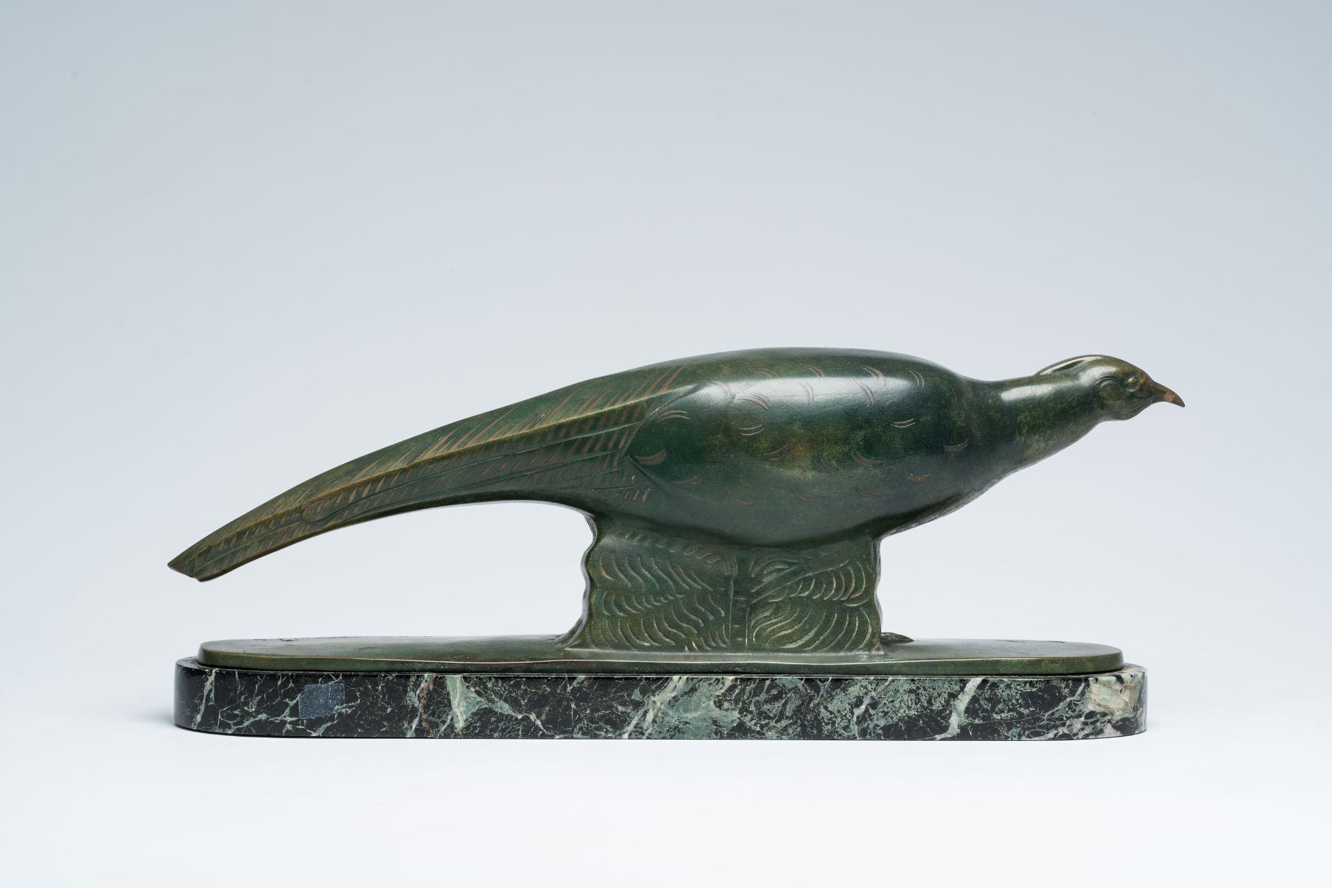 Raoul Eugene Lamourdedieu (1877-1953): Pheasant, green patinated bronze on a marble base, dated (19) - Image 3 of 8