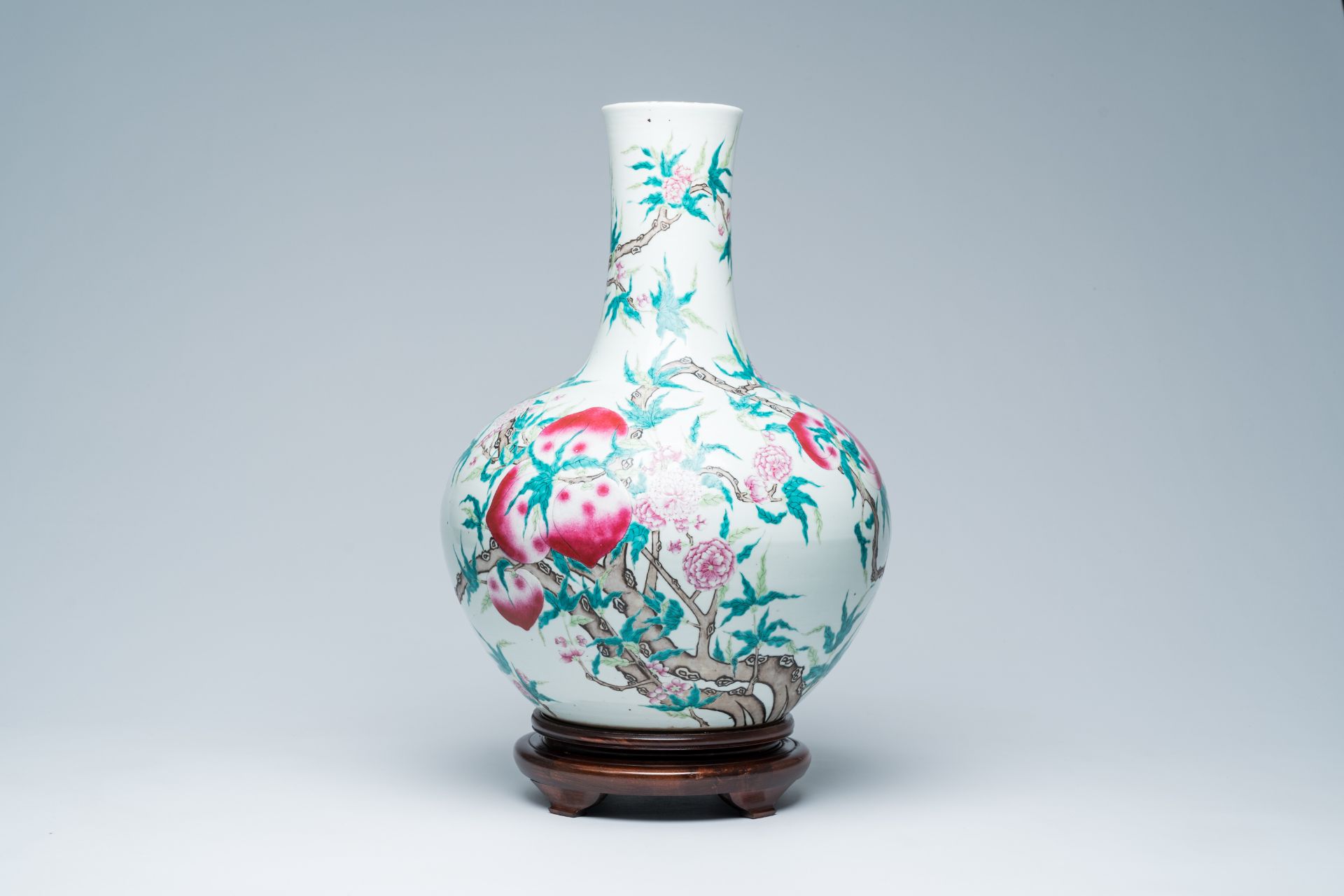 A large Chinese famille rose 'nine peaches' tianqu ping vase, 19th C. - Image 2 of 9