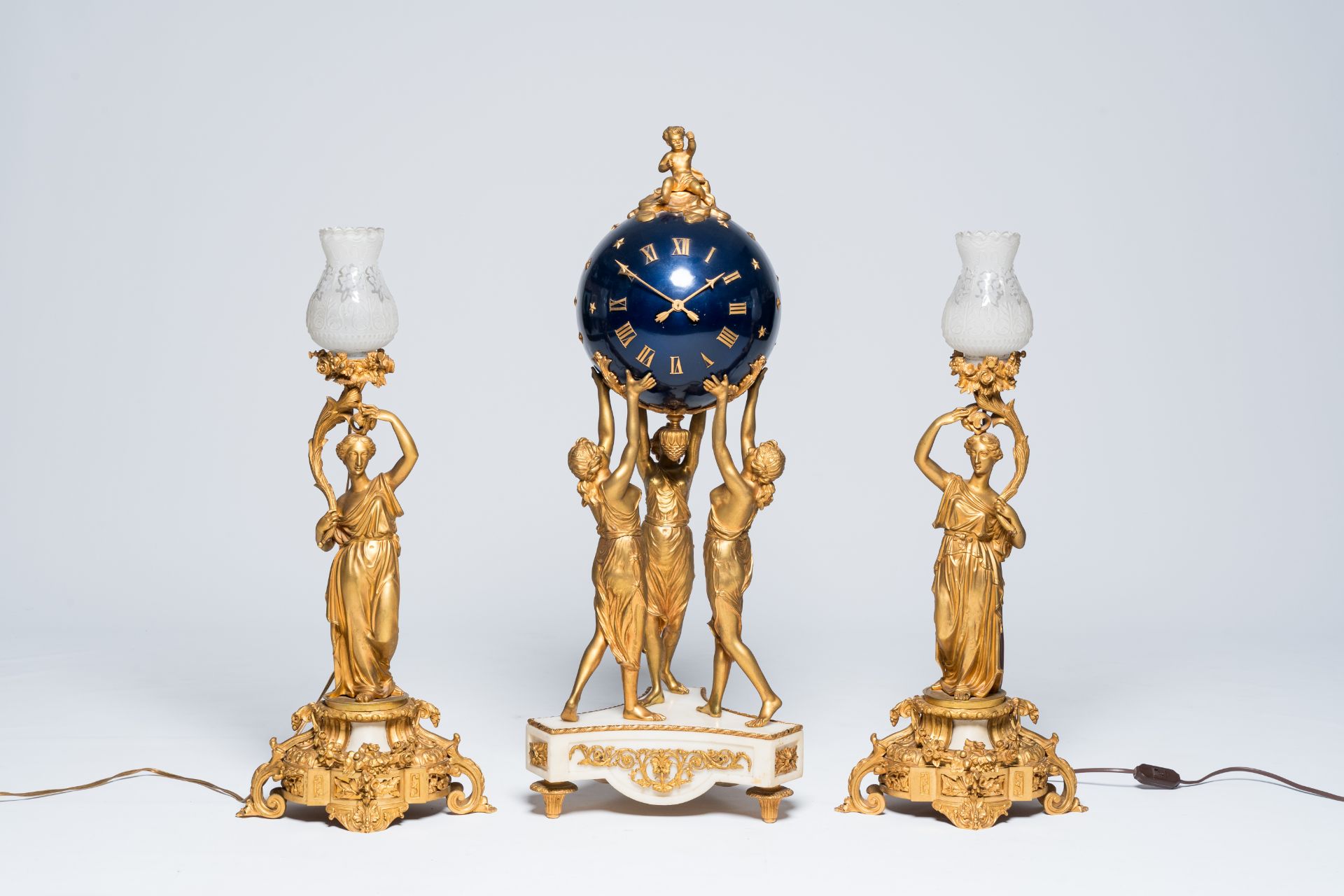 An imposing French three-piece gilt bronze and white marble 'Three Graces' clock garniture, 19th/20t - Image 2 of 19