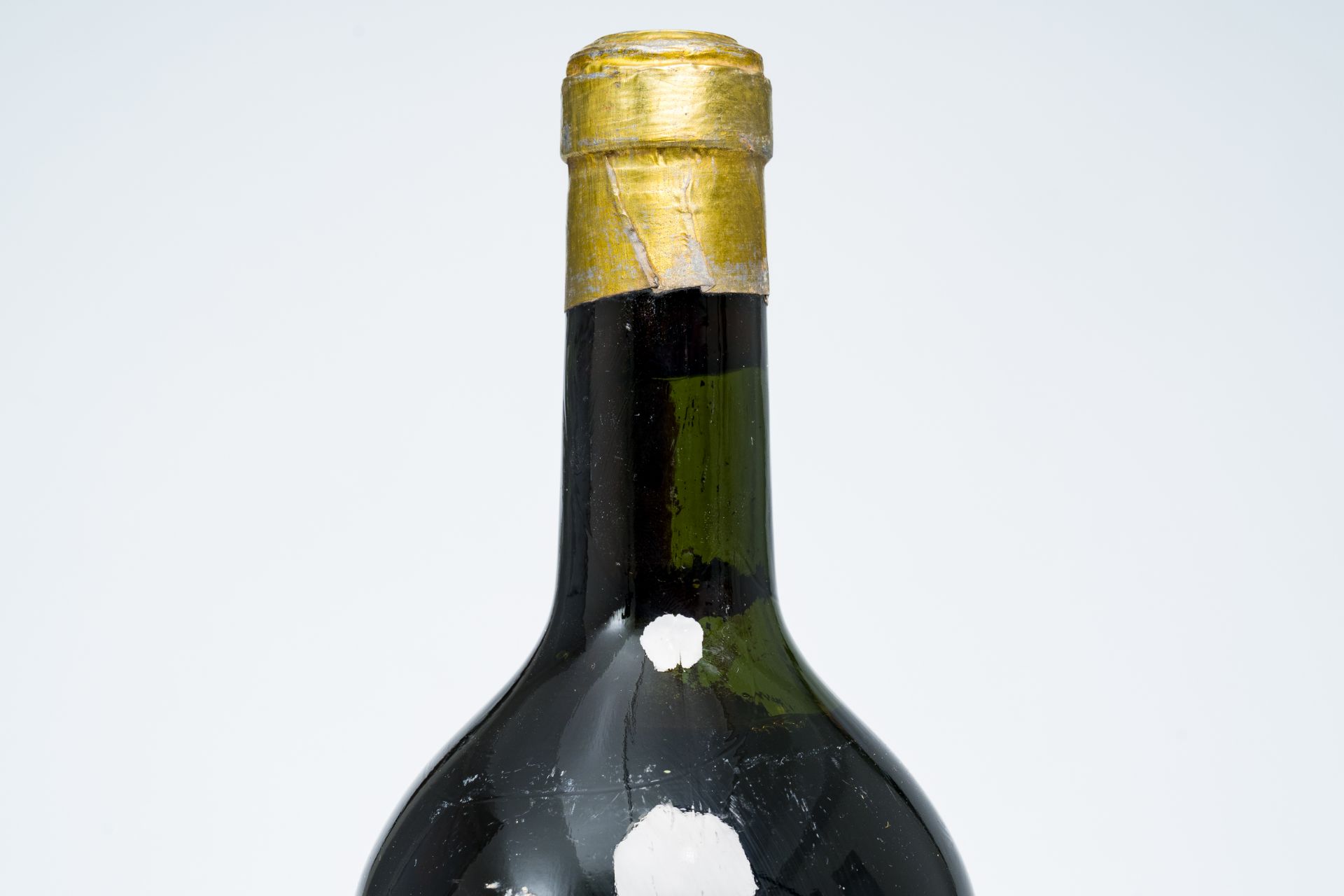 One bottle of Chateau Gruaud-Larose, 1945 - Image 3 of 3