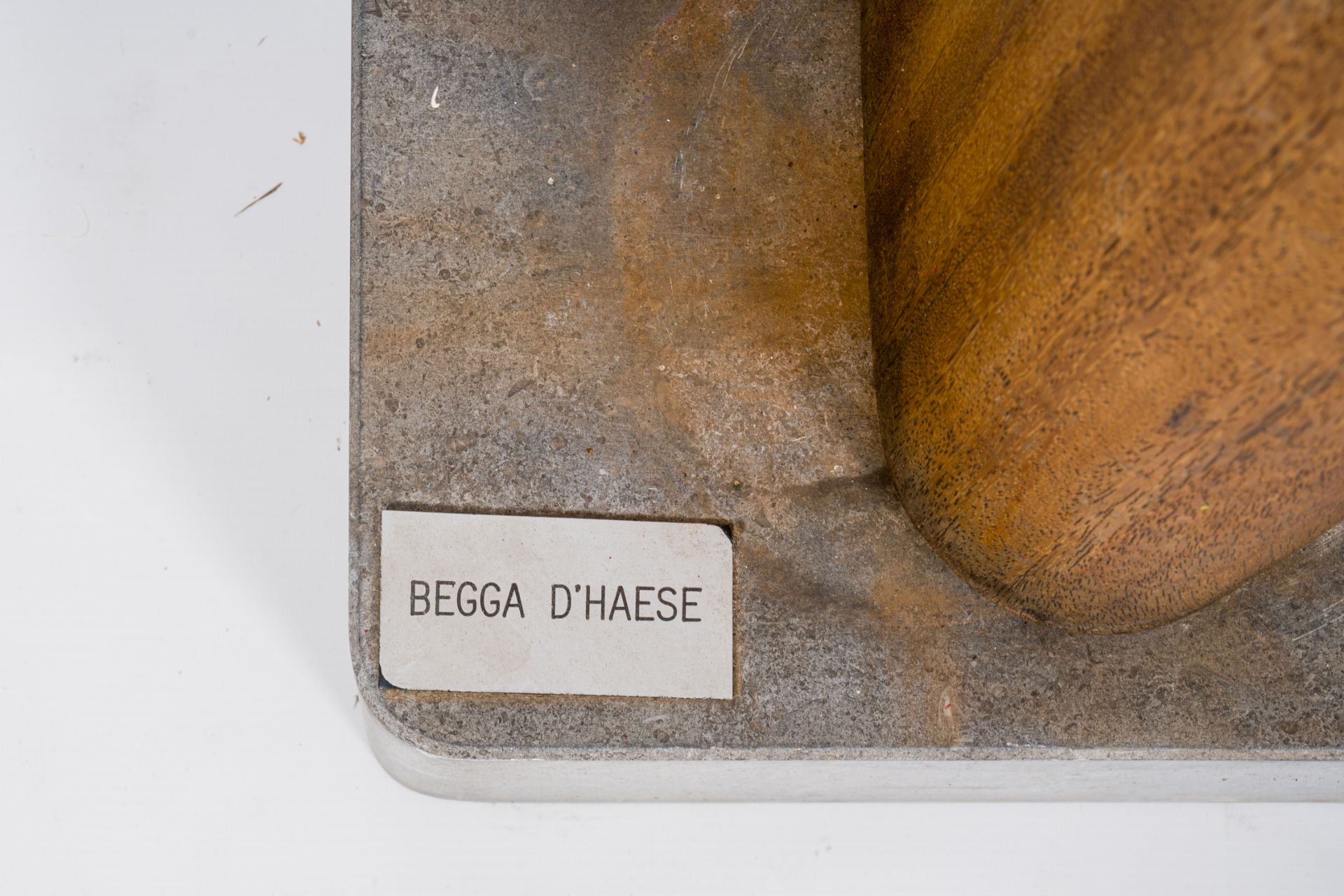 Begga D'Haese (1934-2023): Untitled (Tree), sculpted wood on a bluestone base, 20th C. - Image 5 of 5