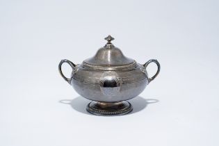 A very fine French Neoclassical silver jar and cover, export mark (1840-1878), 19th C.