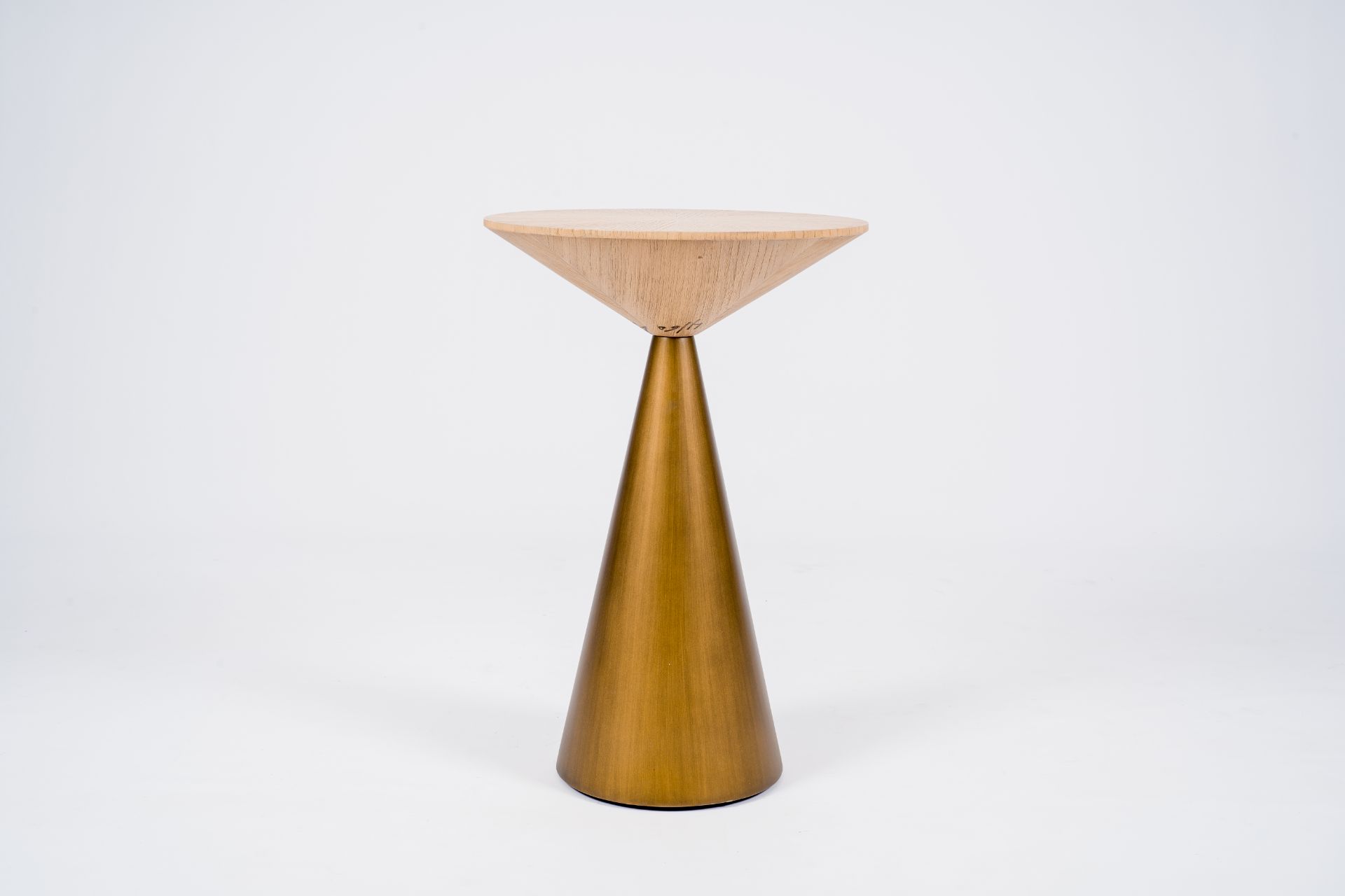 Olivier De Schrijver (1958): A partly gold-coloured solid wood Lily table, ed. 4/60, 21st C. - Image 3 of 9