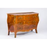 A French gilt bronze mounted wood curved chest of drawers with marble top, 19th/20th C.