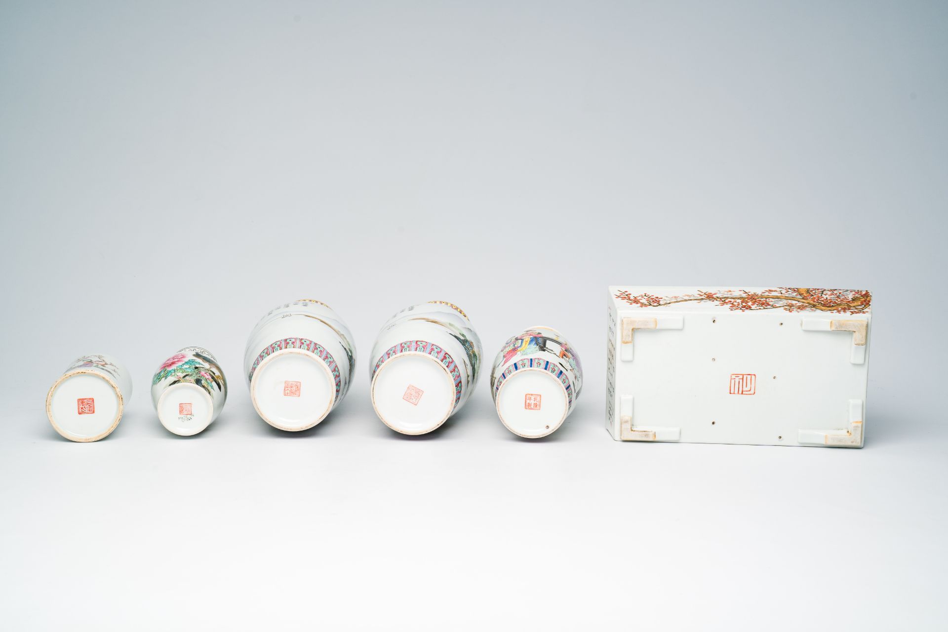 A varied collection of Chinese famille rose and qianjiang cai porcelain with figures, landscapes and - Image 7 of 11