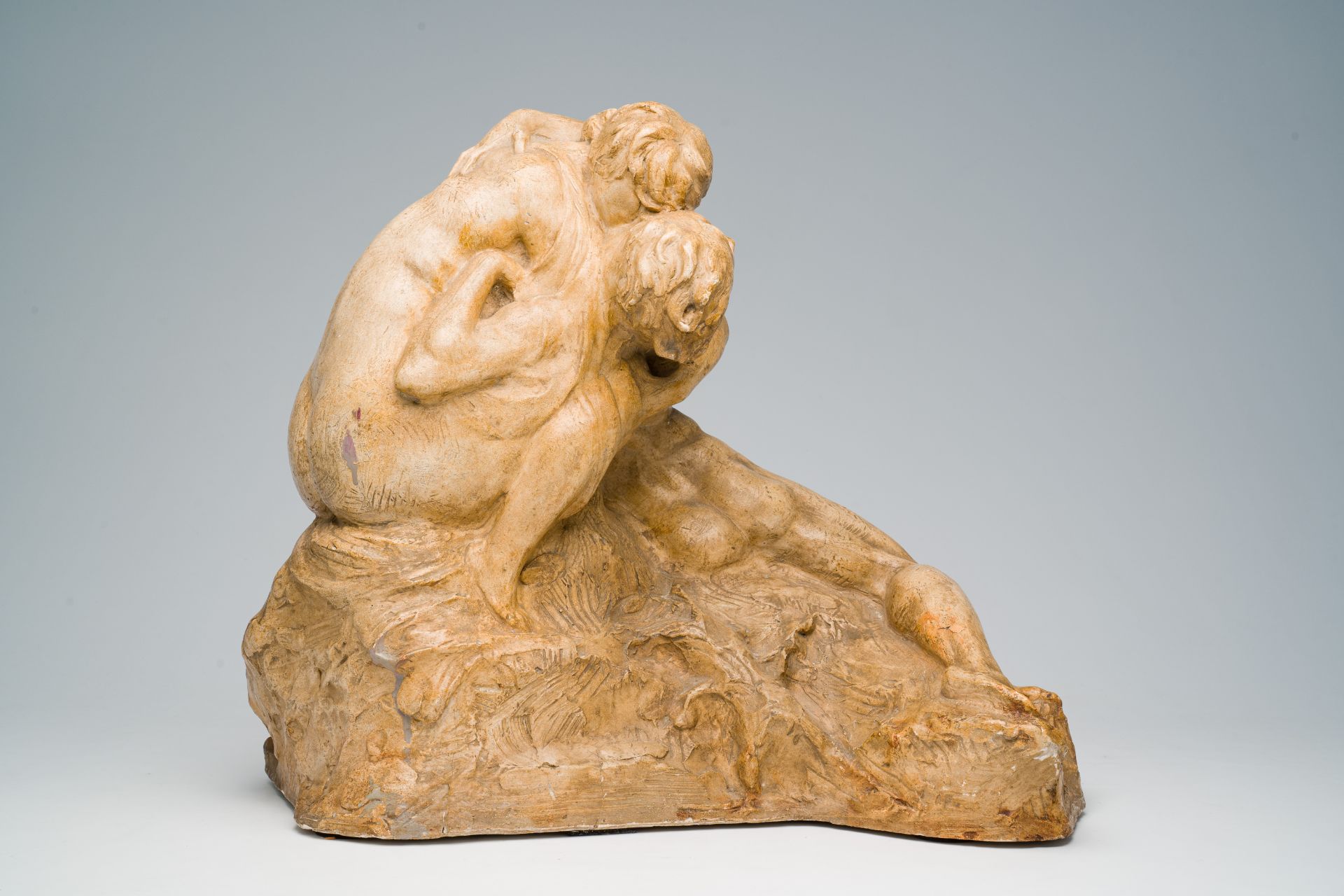 Cesar Schroevens (1884-1972): The embrace, patinated plaster, dated 1943 - Image 5 of 11