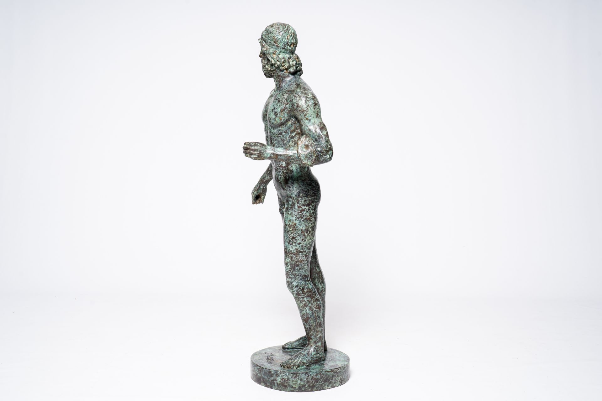 After the antique, J. Tallsten (?): A Riace bronze, bronze with green marbled patina, 20th C. - Image 2 of 7