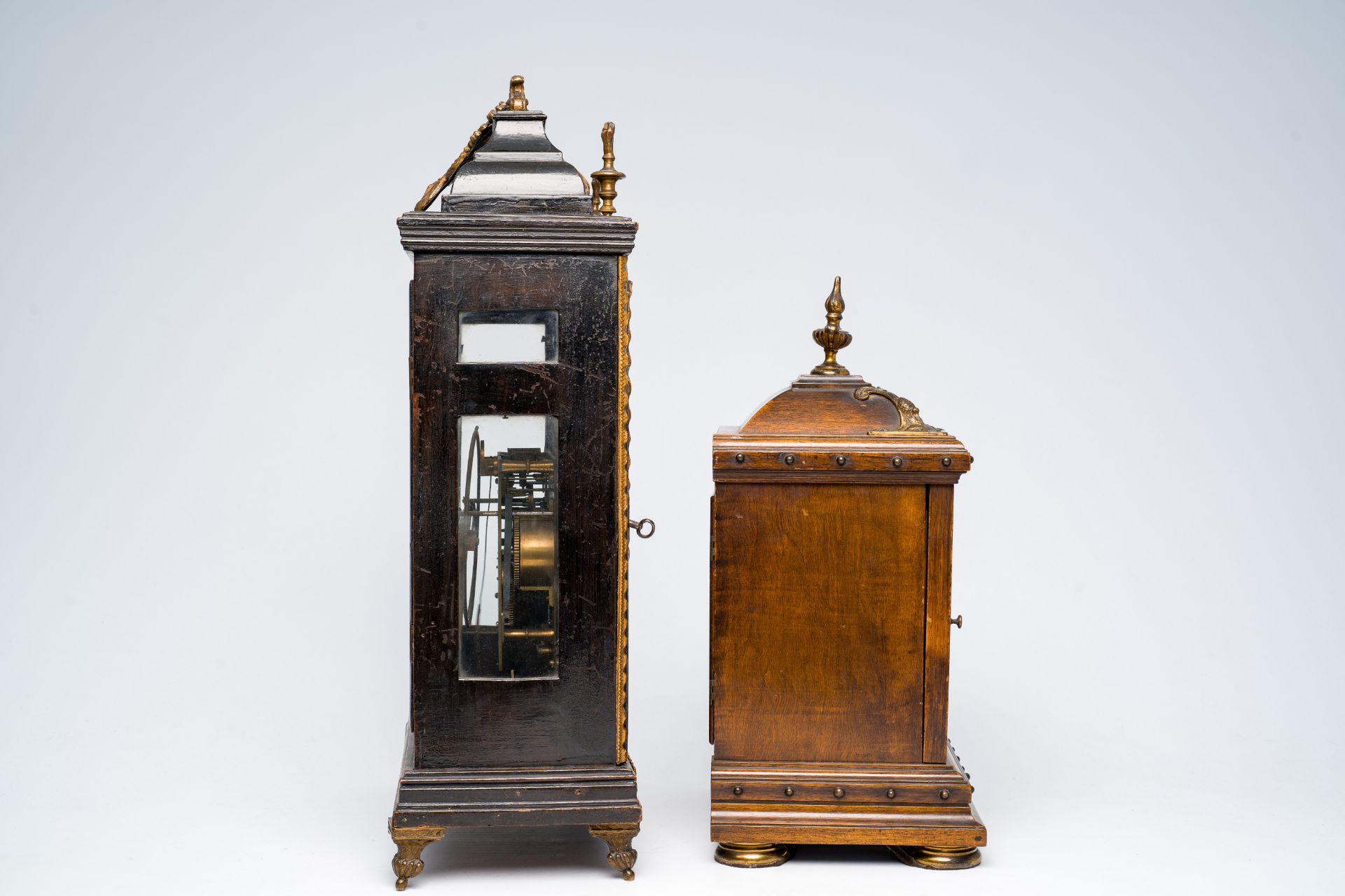 Two German bronze mounted table clocks in (ebonized) wood, 19th/20th C. - Image 5 of 7