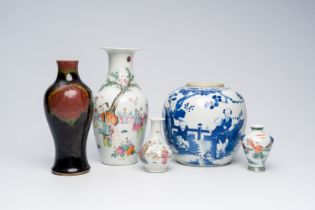 A Chinese blue and white jar with figures on a terrace and four polychrome famille rose, famille ver