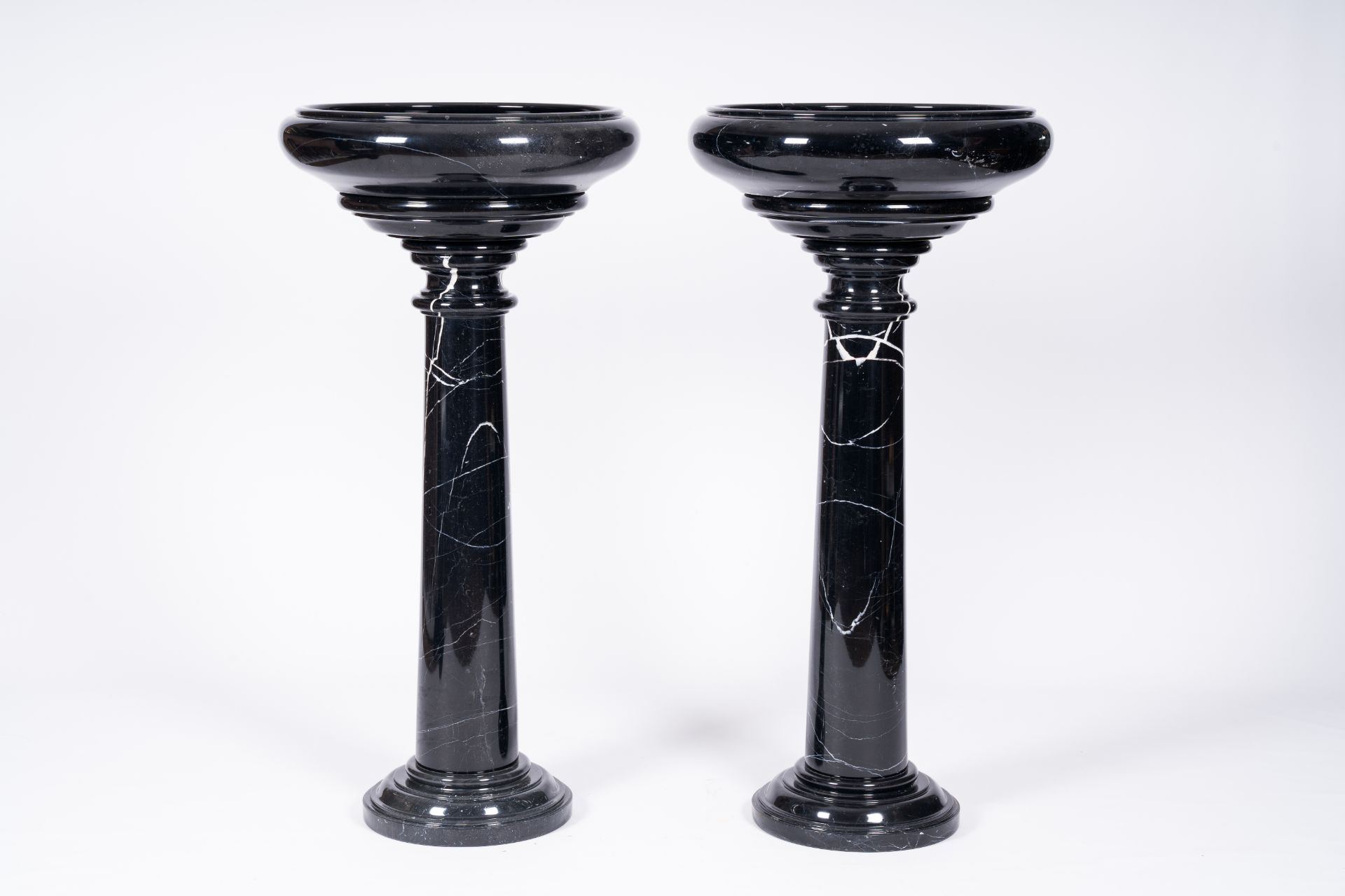 A pair of Italian black-grey marble pedestals crowned with a bowl, 20th C. - Image 5 of 6