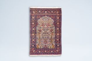 A Persian Isfahan rug with floral design, wool on cotton, Iran, first half 20th C.