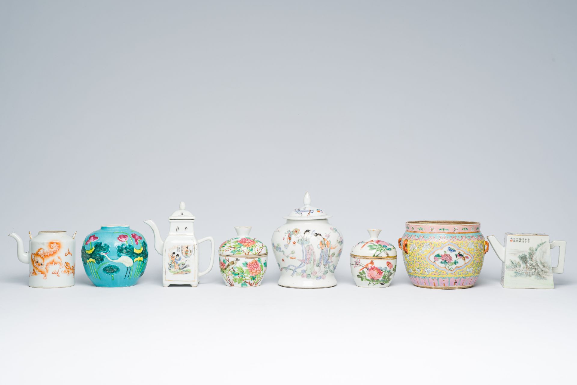 A varied collection of Chinese famille rose, blue, white, qianjiang cai and iron-red porcelain, 19th - Image 2 of 21