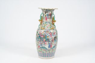 A large Chinese famille rose vase with palace scenes and floral design, 19th C.