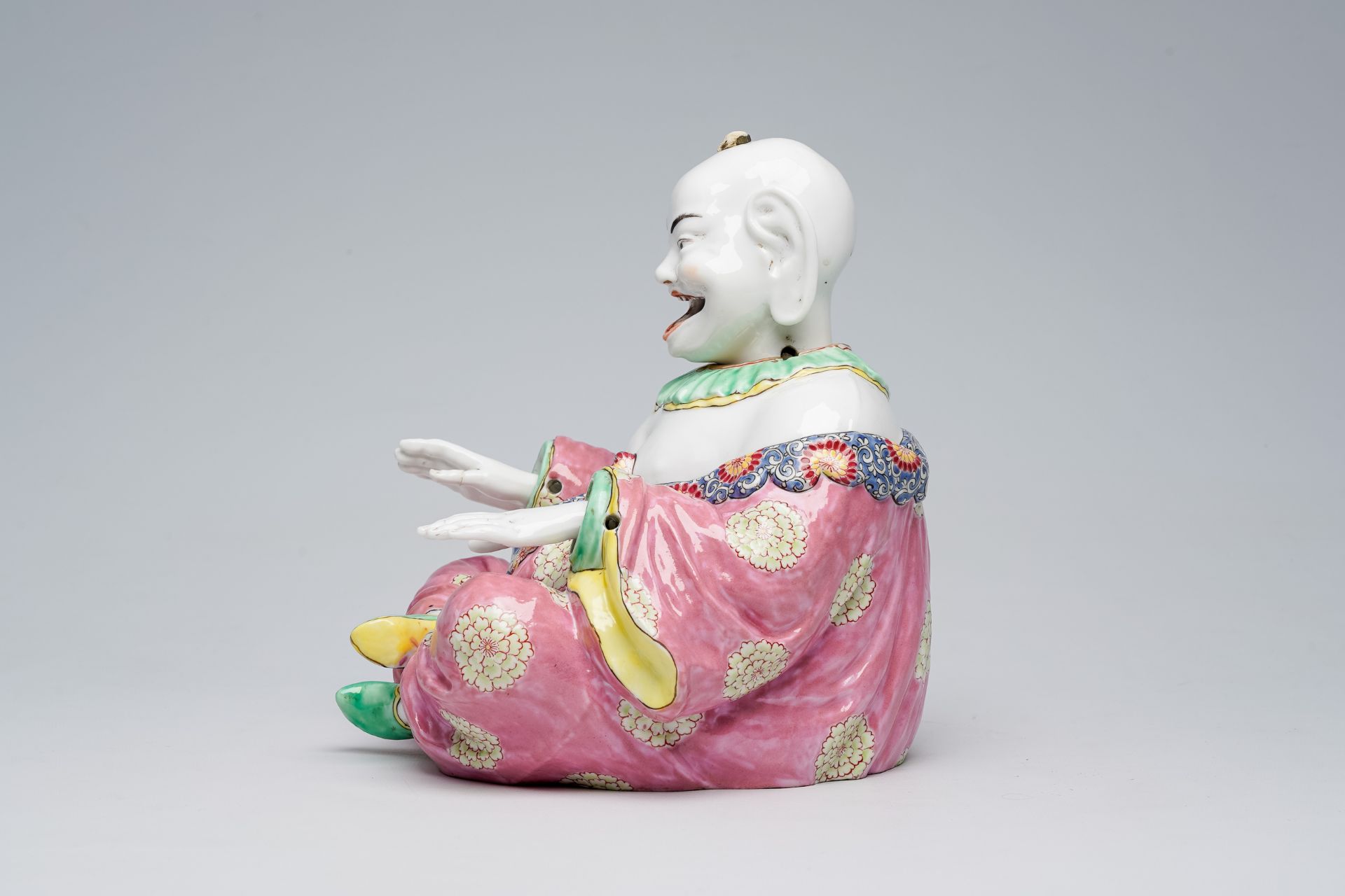 A French Samson famille rose porcelain nodding-head mandarin figure, Paris, 19th/20th C. - Image 3 of 7