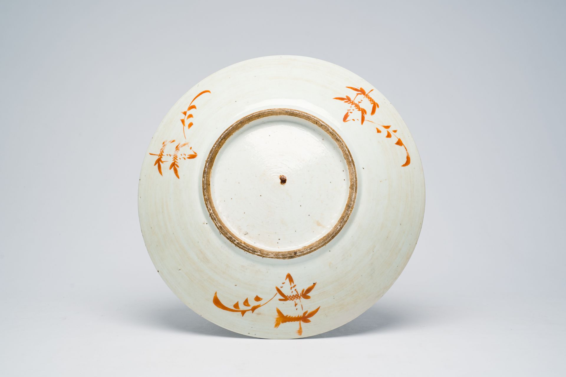 A Chinese famille rose 'lotus pond' dish, 19th C. - Image 2 of 2