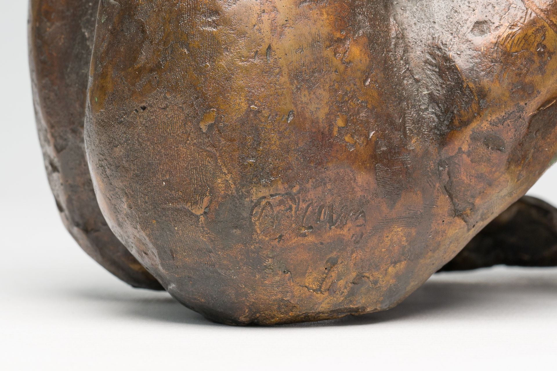 Livia Canestraro (1936): Seated nude, brown patinated bronze - Image 8 of 8