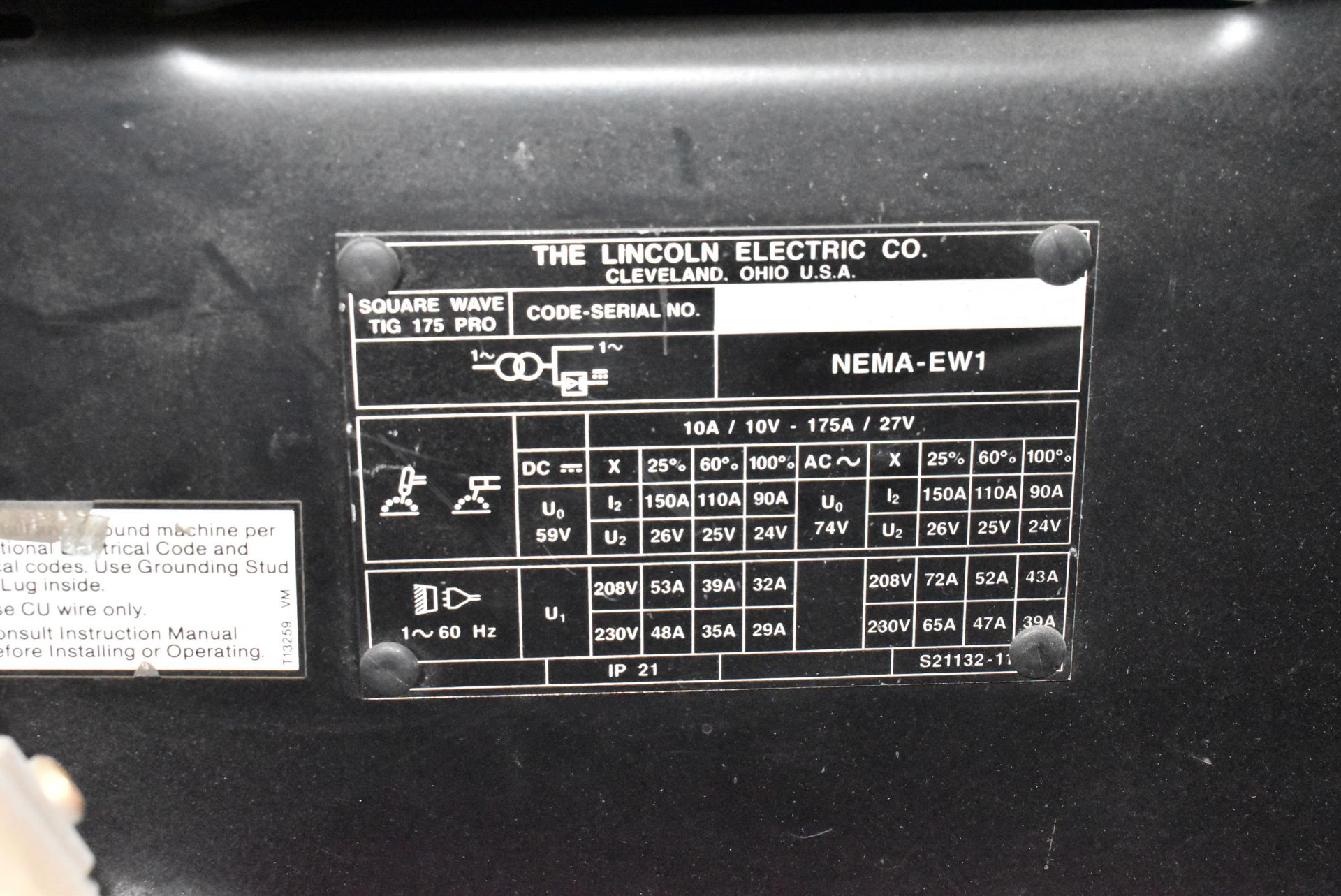 LINCOLN ELECTRIC SQUARE WAVE TIG 175 TIG WELDER S/N: U1020458615 - Image 3 of 4