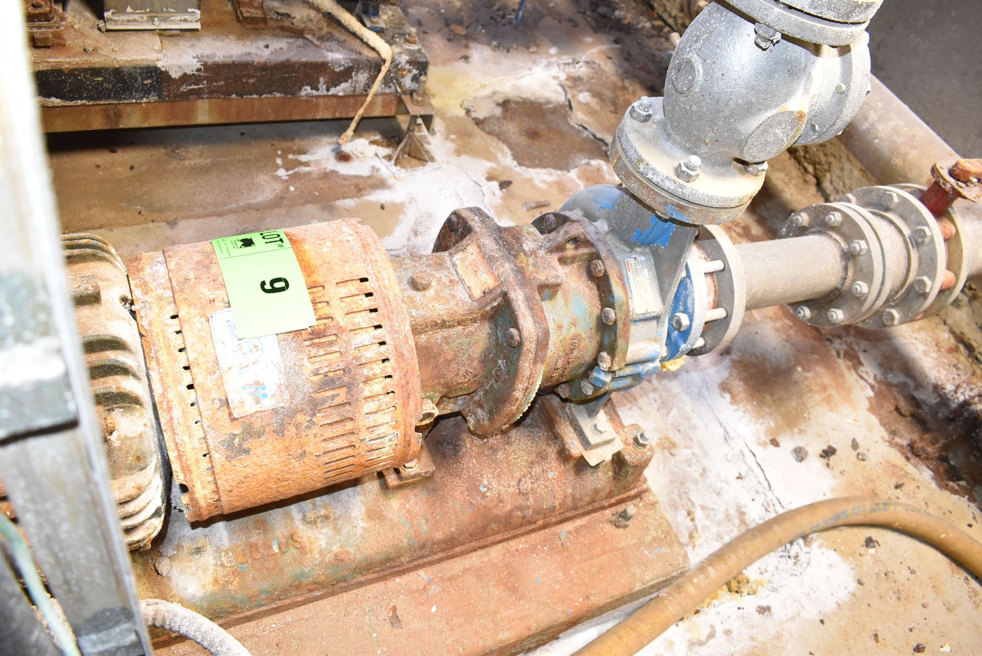 MFG UNKNOWN 30 HP PUMP WITH 1,770 RPM, 575V/3PH/60HZ, S/N C1503180432 [RIGGING FEE FOR LOT #9 - $250 - Image 3 of 5