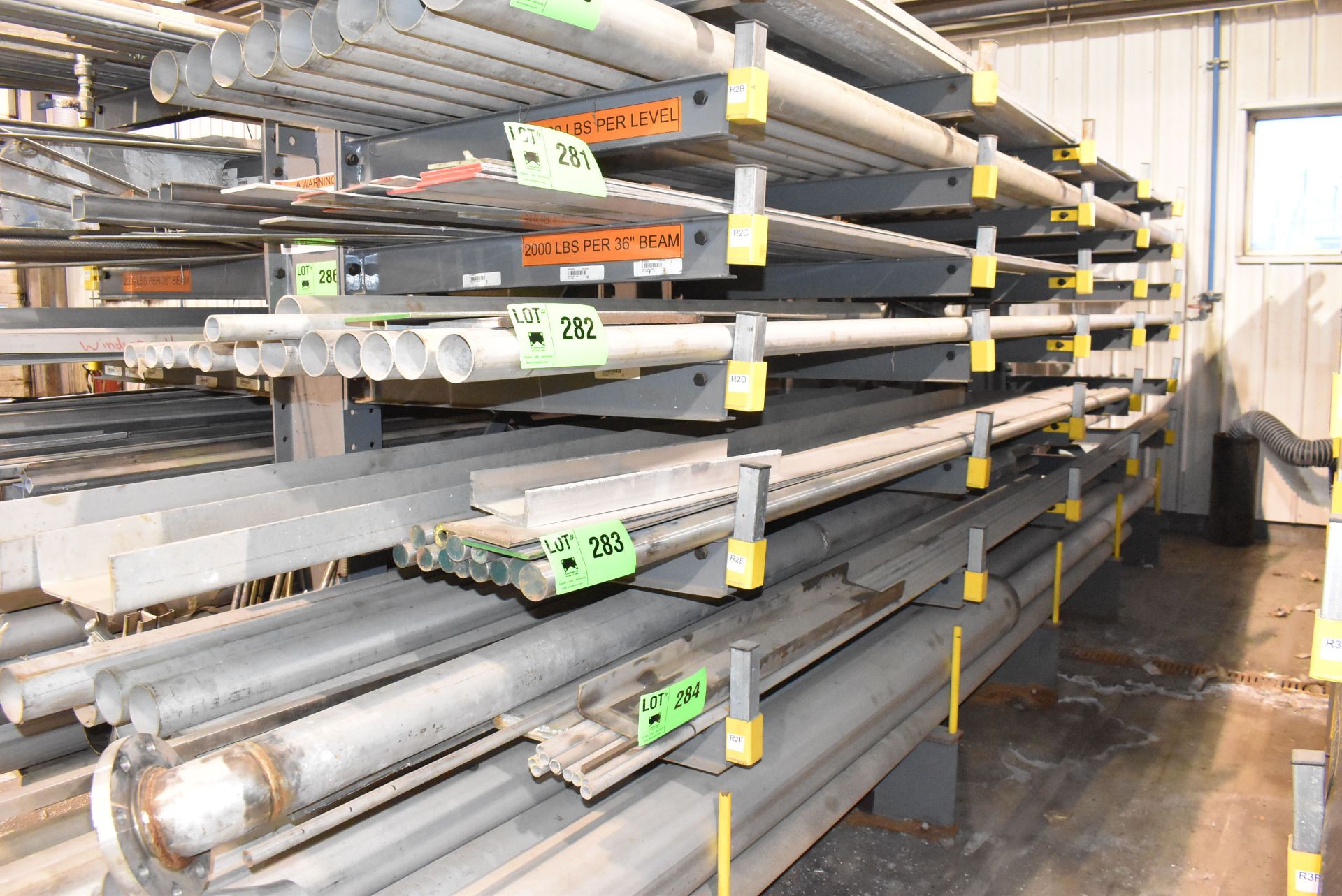 LOT/ CONTENTS OF RACK FERROUS AND NON FERROUS MATERIALS [RIGGING FEE FOR LOT #283 - $120 CAD PLUS