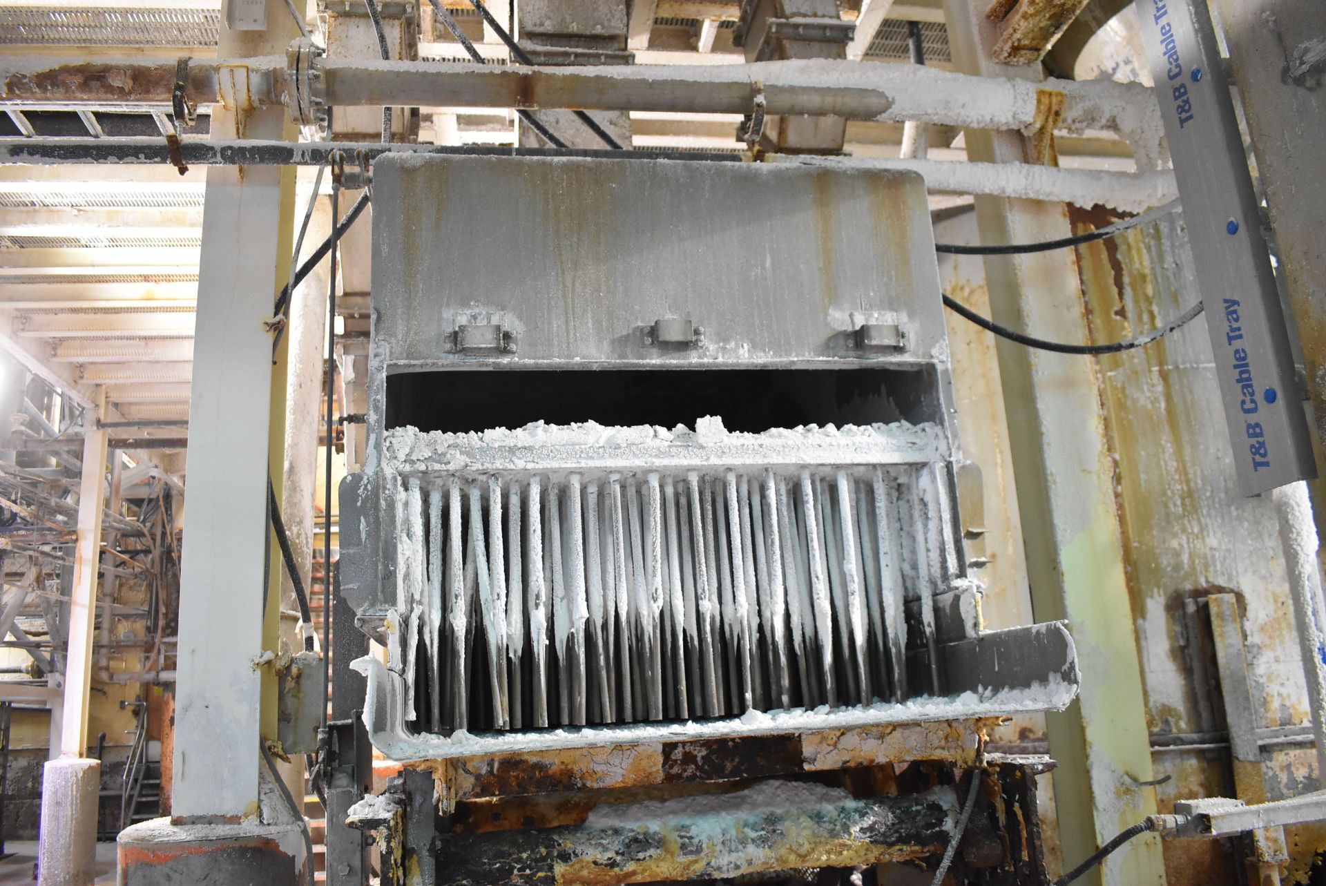 JETZONE FLUIDIZED BED DRYER/COOLER, S/N N/A (CI) [RIGGING FEE FOR LOT #15 - $8500 CAD PLUS - Image 4 of 4