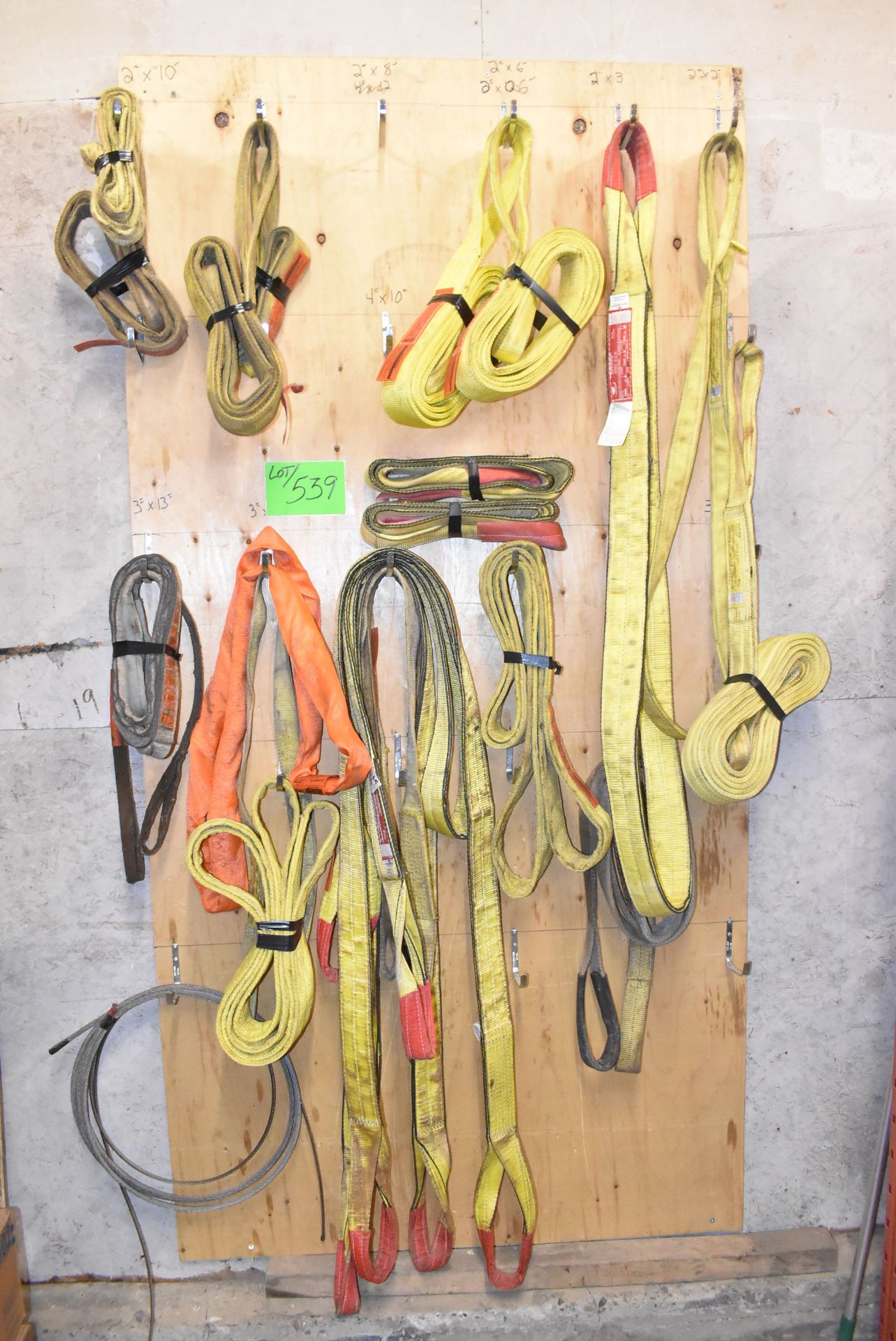 LOT/ LIFTING SLINGS [RIGGING FEE FOR LOT #539 - $30 CAD PLUS APPLICABLE TAXES] - Image 4 of 4
