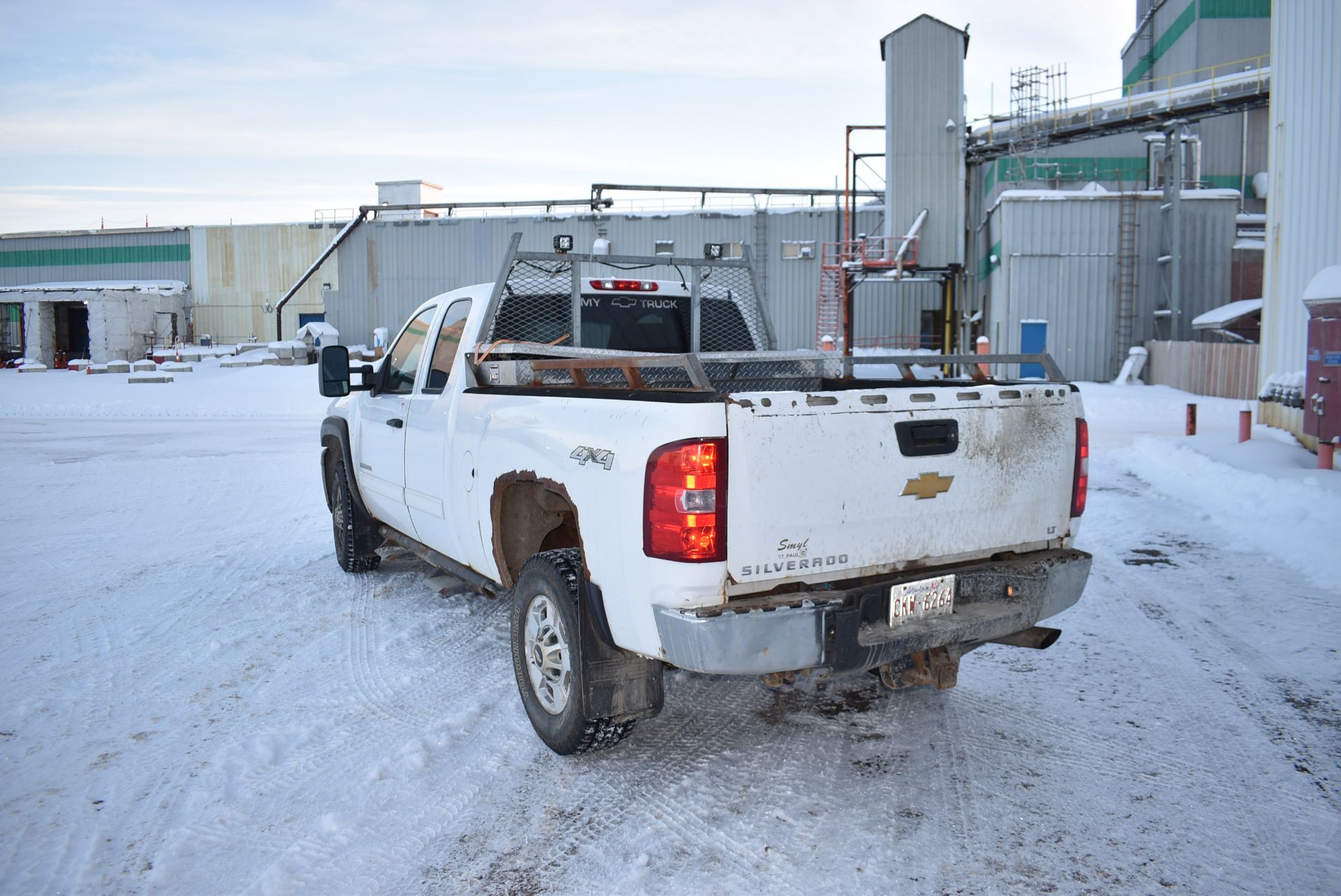 CHEVROLET (2012) 2500 HD SILVERADO EXTENDED CAB 4X4 PICKUP TRUCK WITH 195372KMS (AT TIME OF LISTING) - Image 5 of 16