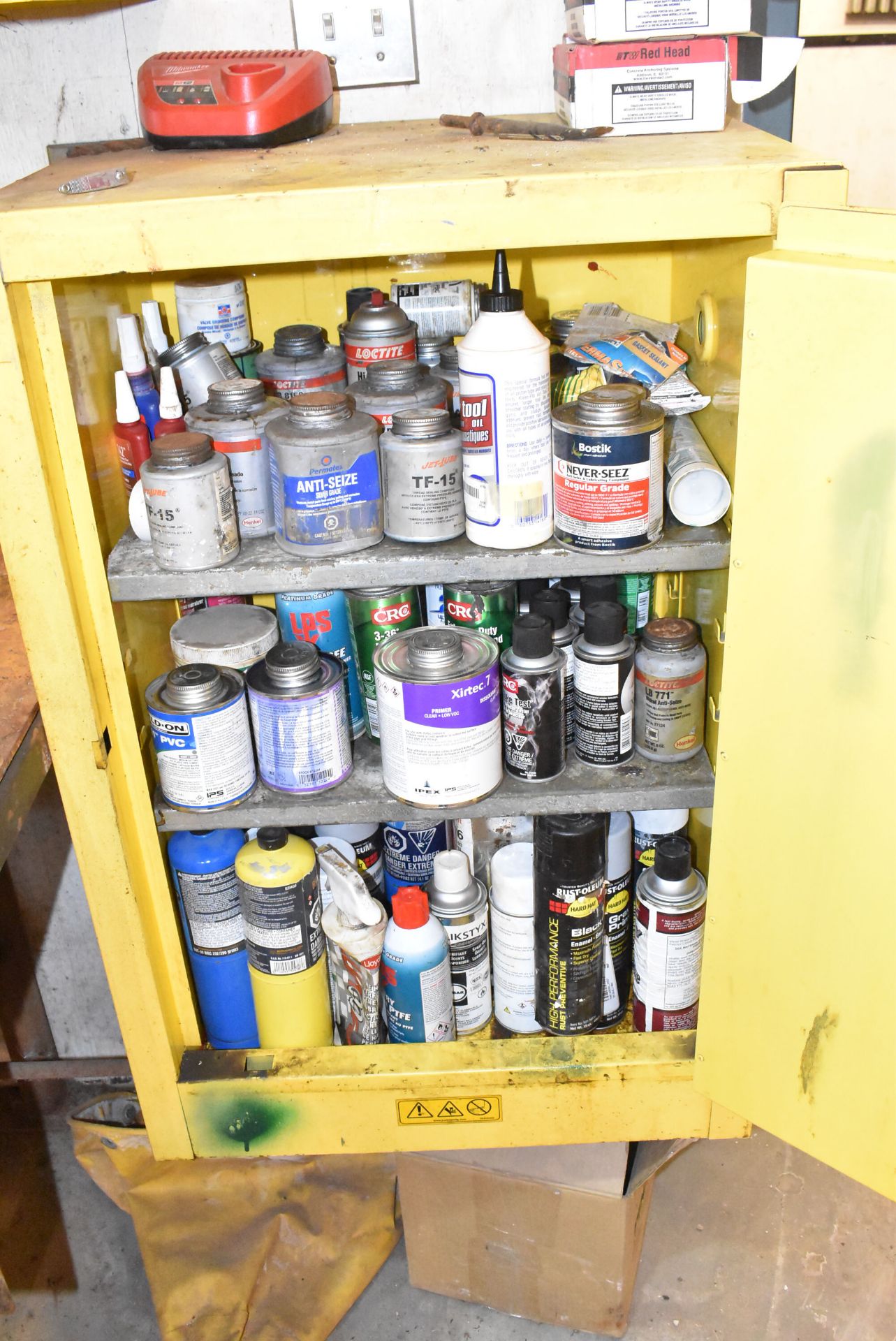 JUSTRITE FLAMMABLE STORAGE CABINET WITH CONTENTS [RIGGING FEE FOR LOT #235 - $50 CAD PLUS APPLICABLE - Image 2 of 2