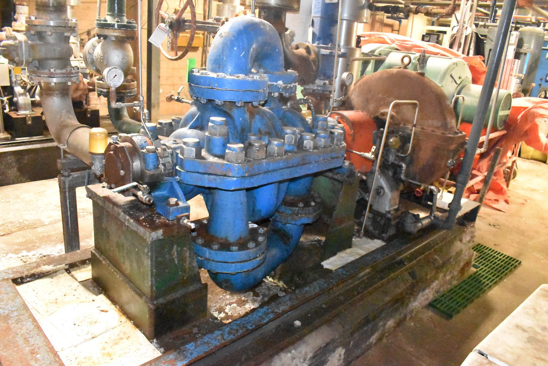 LOT/ MFG UNKNOWN BRINE PUMP (CI) [RIGGING FEE FOR LOT #148 - $3000 CAD PLUS APPLICABLE TAXES] - Image 2 of 3