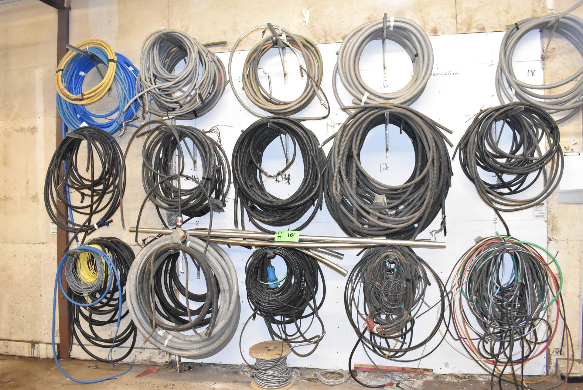 LOT/ ASSORTED SIZE OF ELECTRICAL WIRE AND CONDUIT (CI) [RIGGING FEE FOR LOT #166 - $50 CAD PLUS