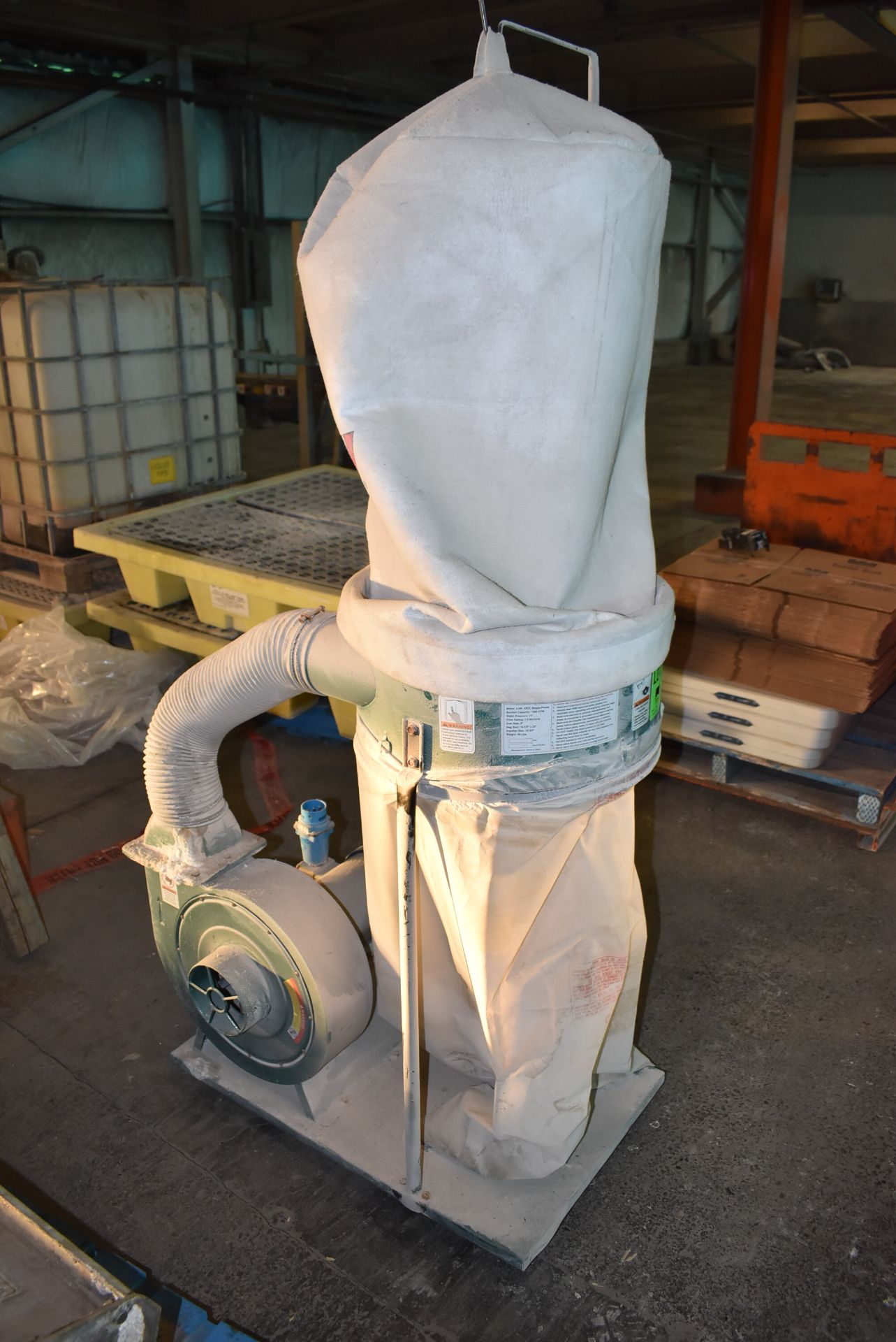 MFG UNKNOWN BAG-TYPE DUST COLLECTOR, S/N N/A [RIGGING FEE FOR LOT #98 - $30 CAD PLUS APPLICABLE - Image 4 of 4