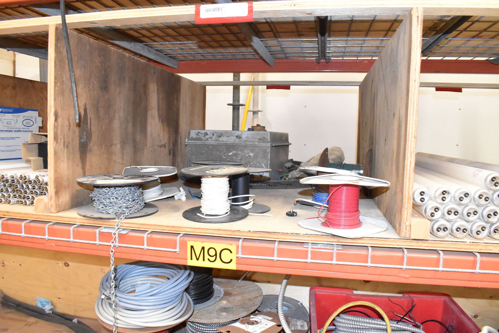 LOT/ ADJUSTABLE HEAVY DUTY RACK WITH CONTENTS CONSISTING OF WIRING, LIGHTING FIXTURES AND FLANGES ( - Image 4 of 7