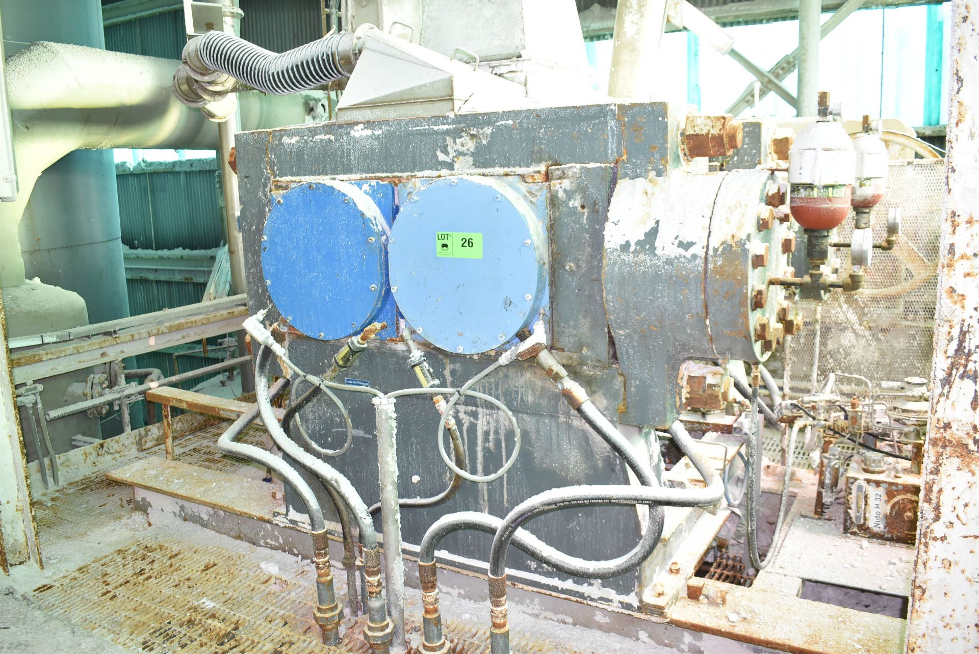 ALLIS-CHAMBERS 24" X 24" COMPACTOR, S/N 26245 (CI) [RIGGING FEE FOR LOT #26 - $8000 CAD PLUS