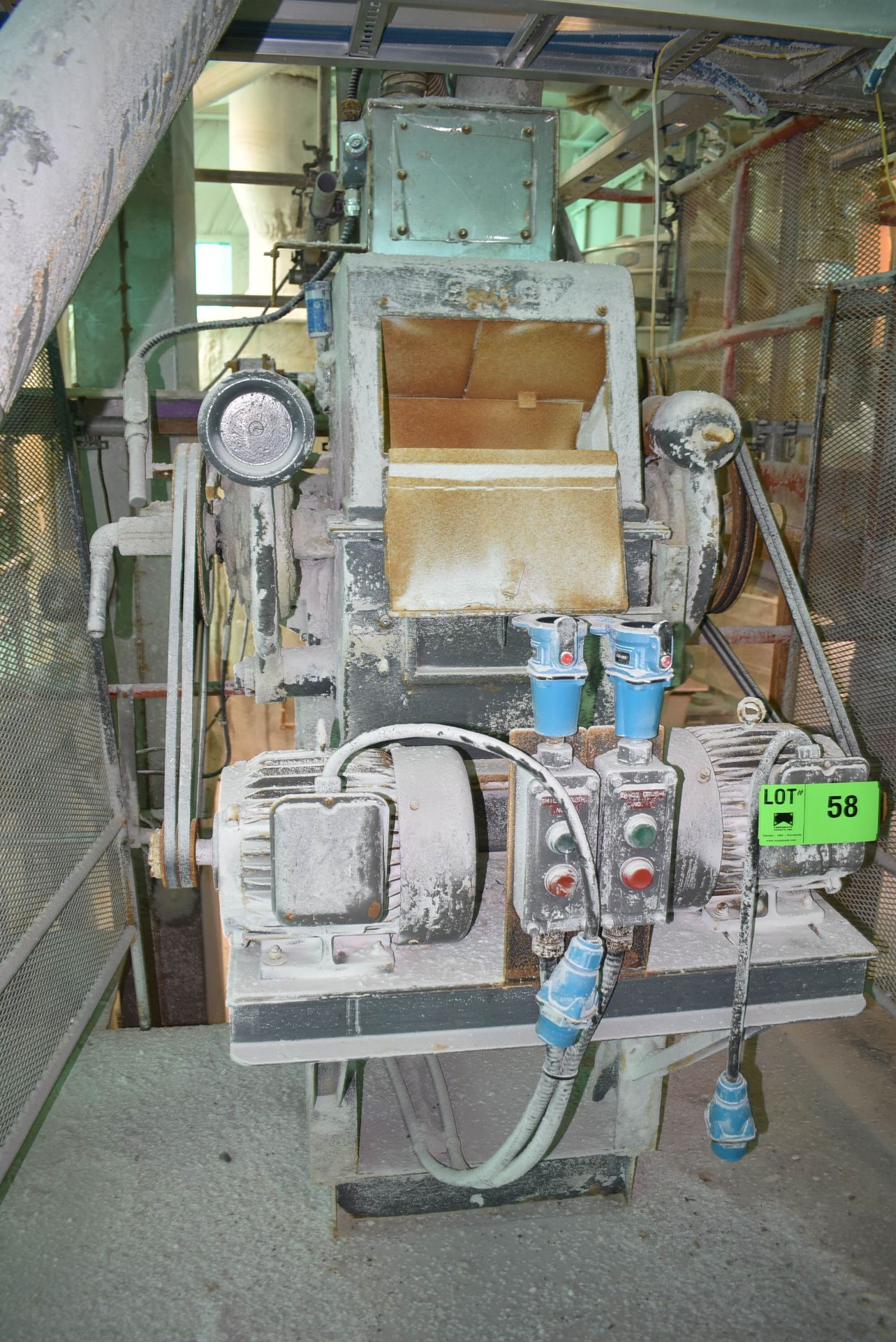 SMICO CRUSHER, S/N N/A (CI) [RIGGING FEE FOR LOT #58 - $2750 CAD PLUS APPLICABLE TAXES] - Image 3 of 3
