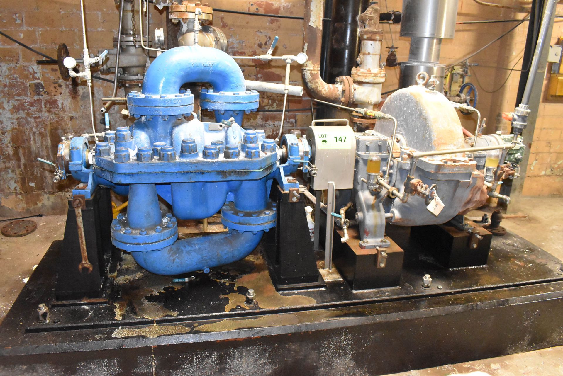 LOT/ MFG UNKNOWN BRINE PUMP (CI) [RIGGING FEE FOR LOT #147 - $3000 CAD PLUS APPLICABLE TAXES] - Image 3 of 5