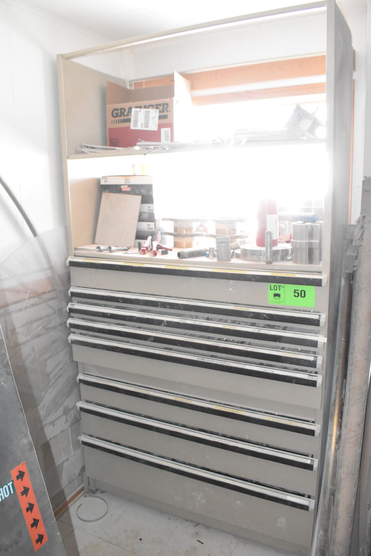 LOT/ 8-DRAWER STORAGE CABINET WITH CONTENTS CONSISTING OF REDUCERS, FITTINGS AND HARDWARE [RIGGING