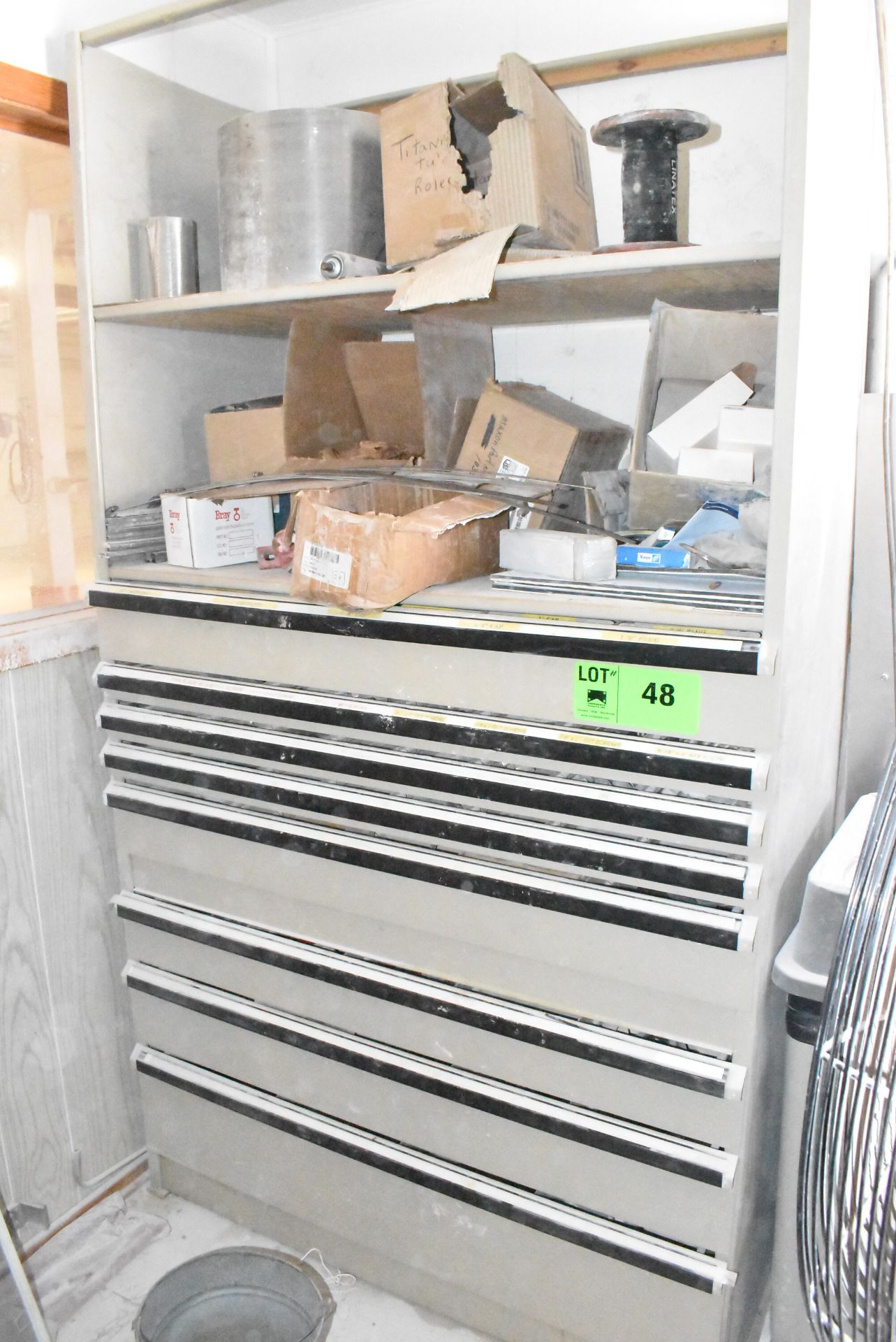 LOT/ 8-DRAWER STORAGE CABINET WITH CONTENTS CONSISTING OF PARTS, FITTINGS AND HARDWARE [RIGGING