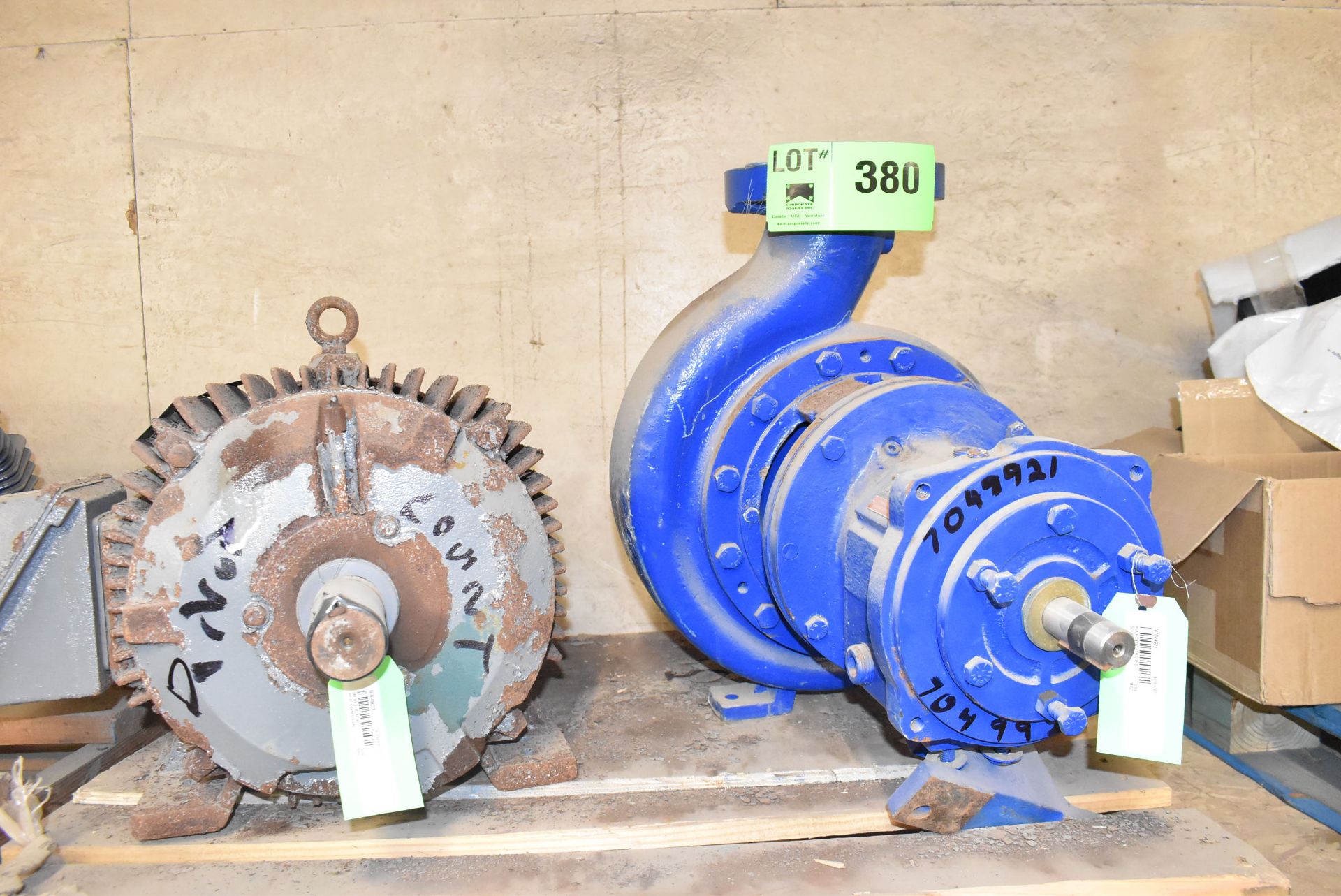 LOT/ CONTENTS OF SHELF CONSISTING OF CENTRIFUGAL PUMP AND 50 HP ELECTRIC MOTOR (CI) [RIGGING FEE FOR