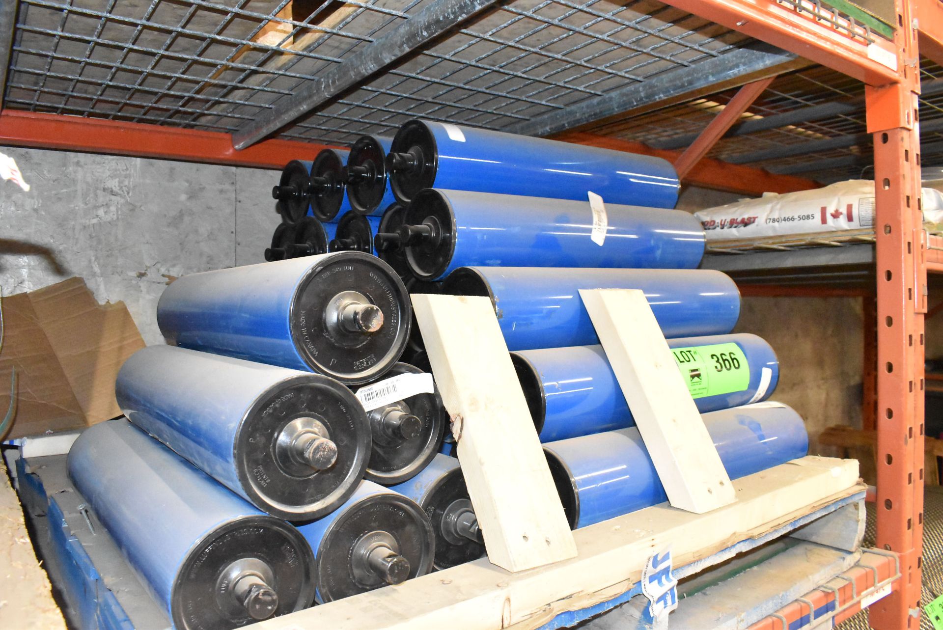 LOT/ CONTENTS OF SHELF CONSISTING OF CONVEYOR ROLLERS (VARIOUS SIZES) (CI) [RIGGING FEE FOR LOT #366 - Image 14 of 15