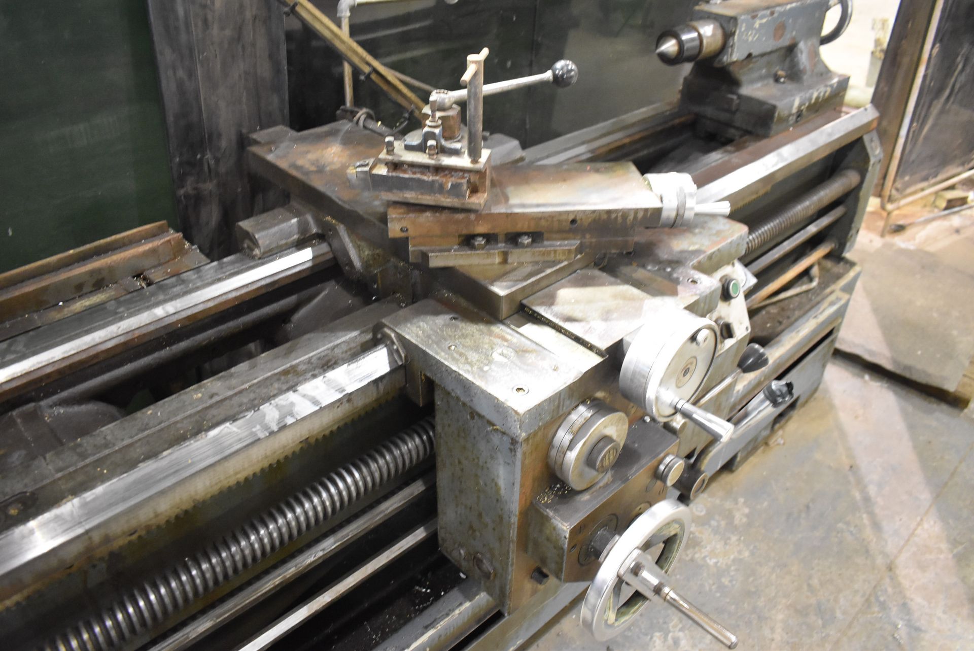 ZMM CU401 GAP BED ENGINE LATHE WITH 12" 3 JAW CHUCK, 64" BETWEEN CENTERS, 21" SWING OVER BED, 3. - Image 5 of 9