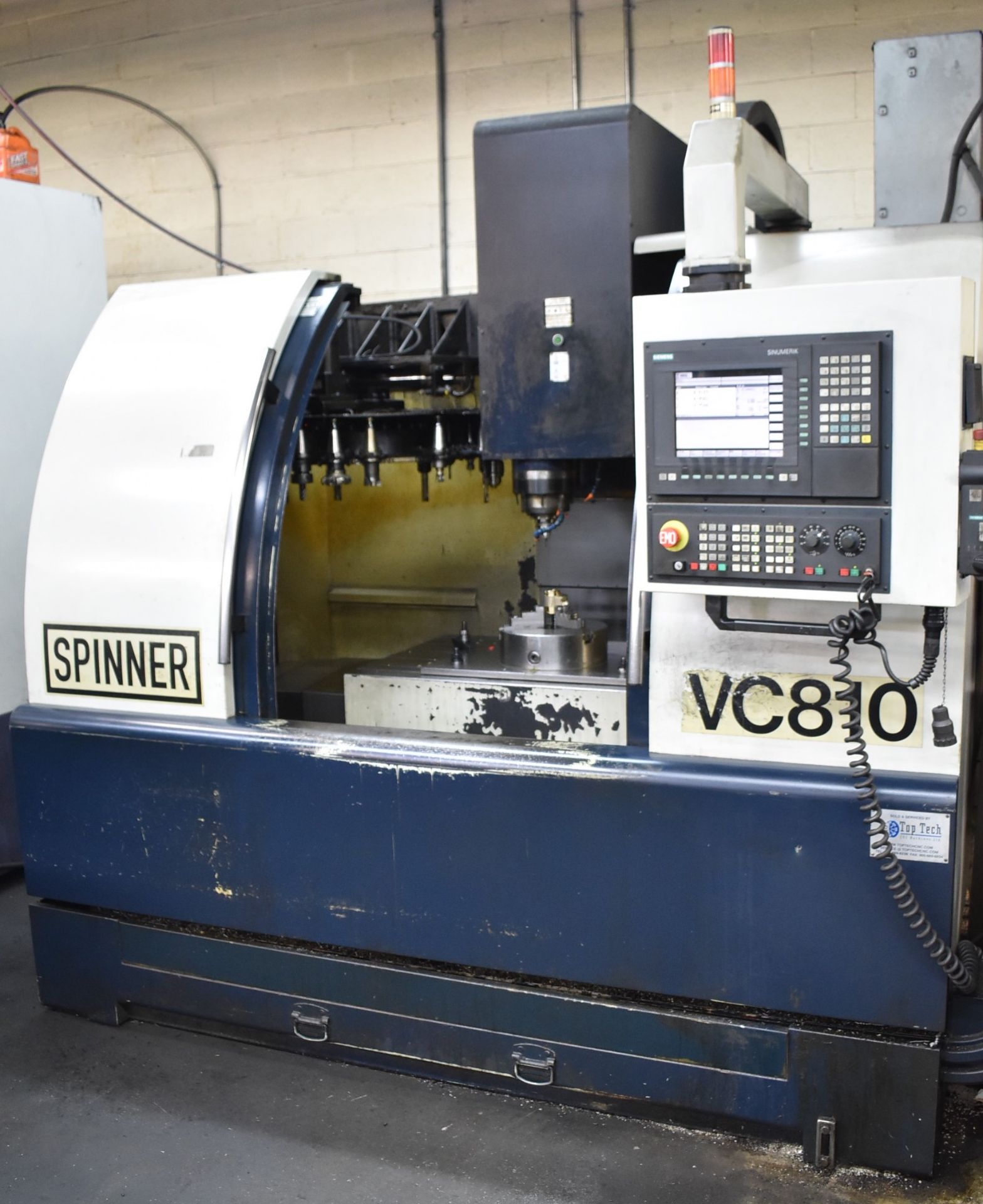 SPINNER VC-810 CNC VERTICAL MACHINING CENTER WITH SIEMENS SINUMERIK CNC CONTROL, 24" X 39" T-SLOT - Image 7 of 7