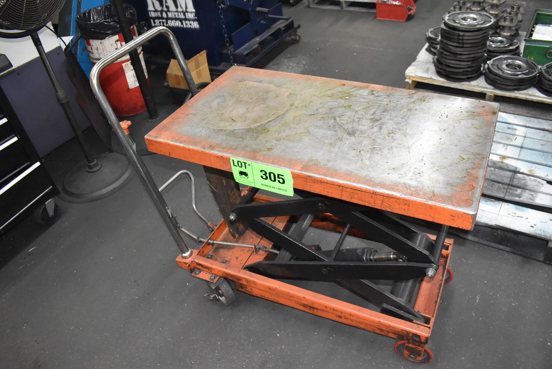 LOT/ HYDRAULIC DIE LIFT CARTS