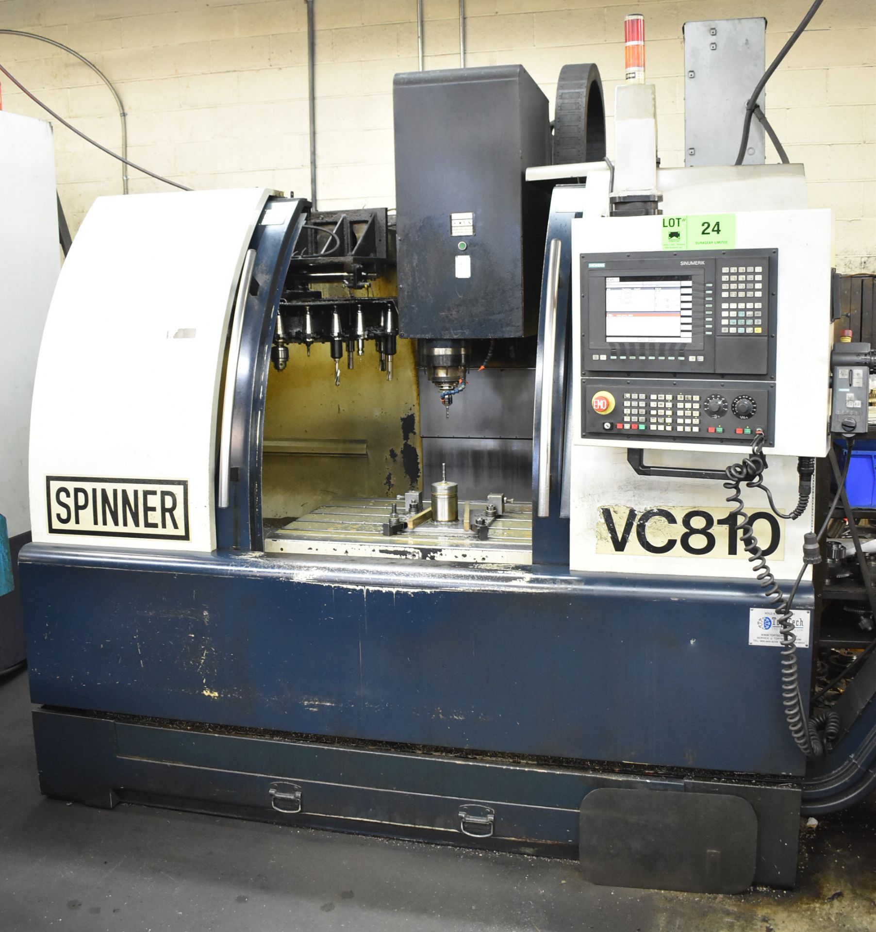 SPINNER VC-810 CNC VERTICAL MACHINING CENTER WITH SIEMENS SINUMERIK CNC CONTROL, 24" X 39" T-SLOT - Image 2 of 7