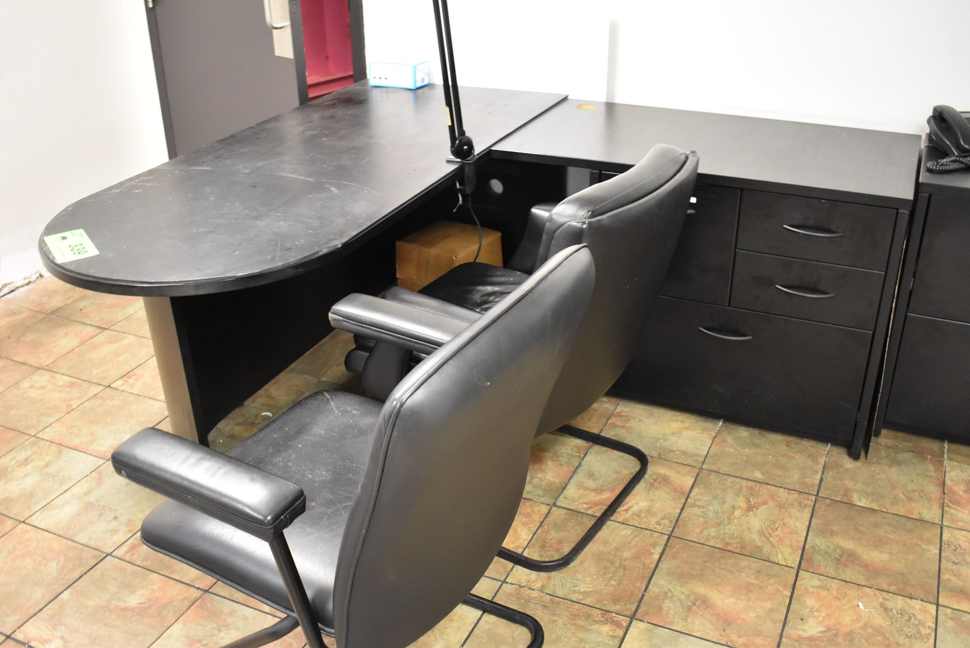 LOT/ L-SHAPED DESK, FILING CABINET AND (2) OFFICE CHAIRS (HANDSET NOT INCLUDED) - Image 2 of 3