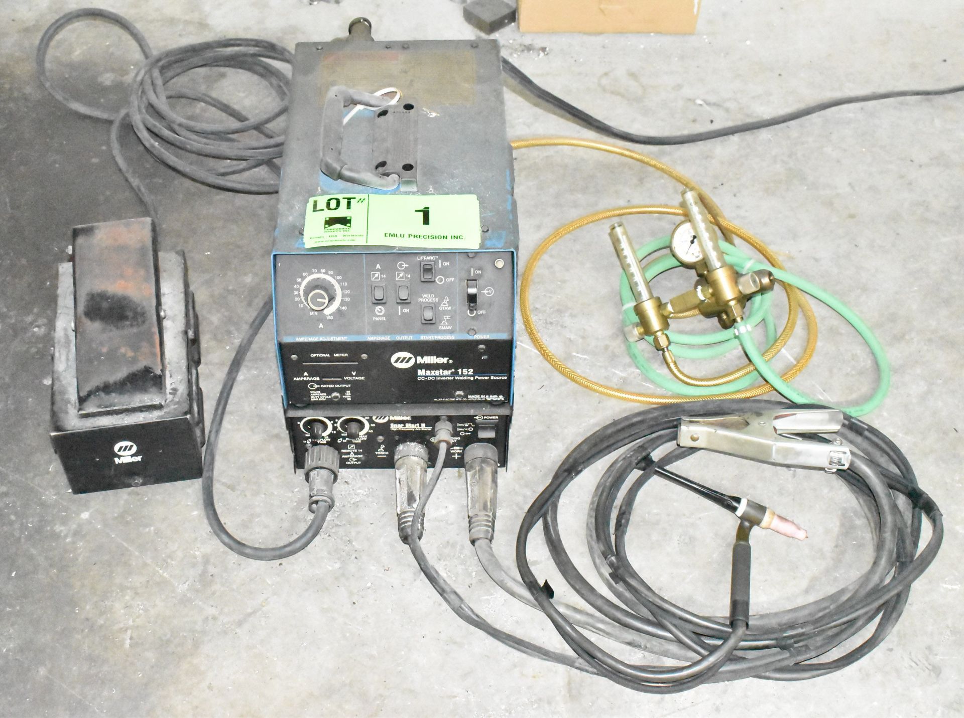 MILLER MAXSTAR 152 27.1 AMP TIG WELDER WITH CABLES & GUN, S/N 903344