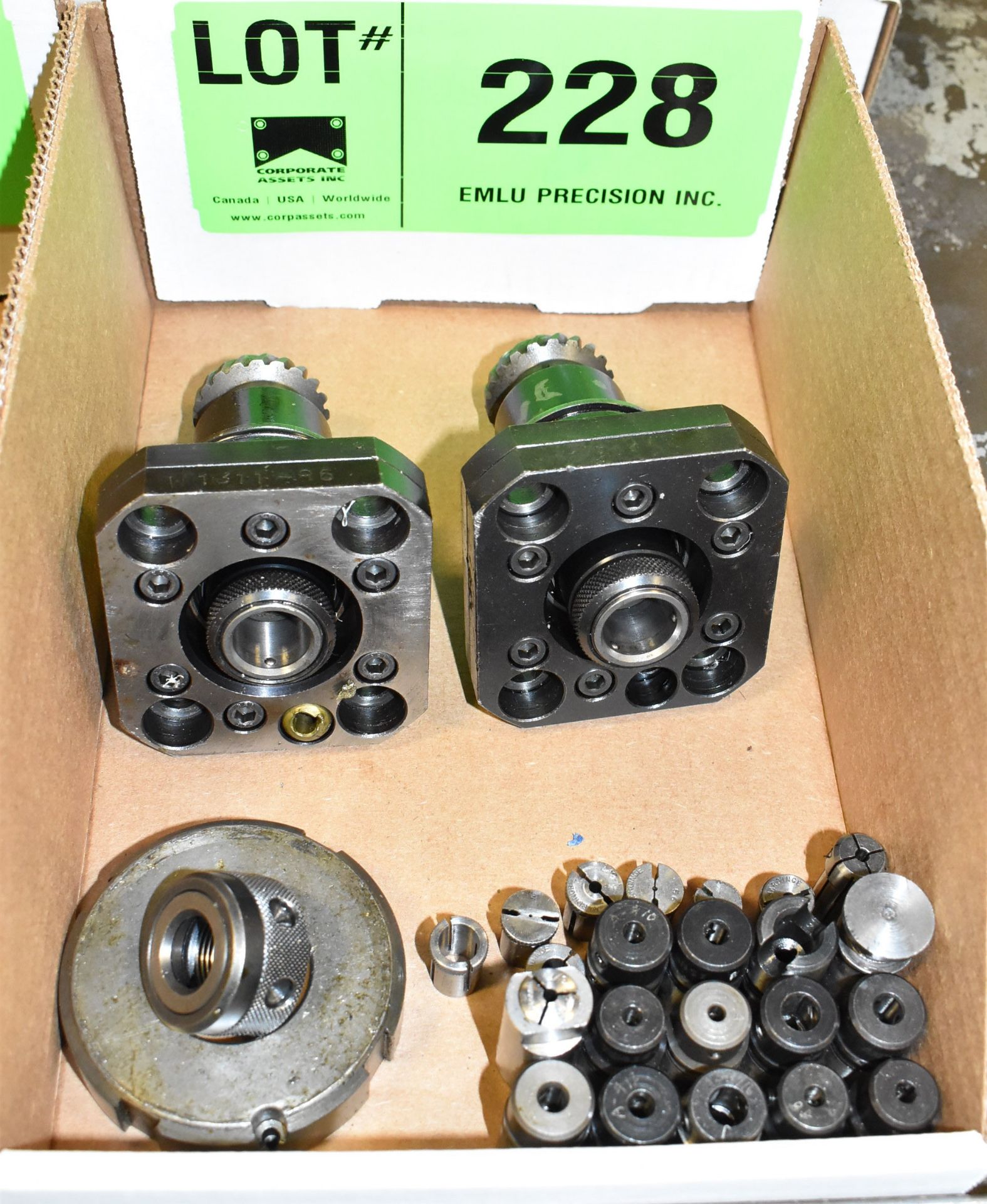 LOT/ (2) LIVE MILLING HEADS AND COLLETS