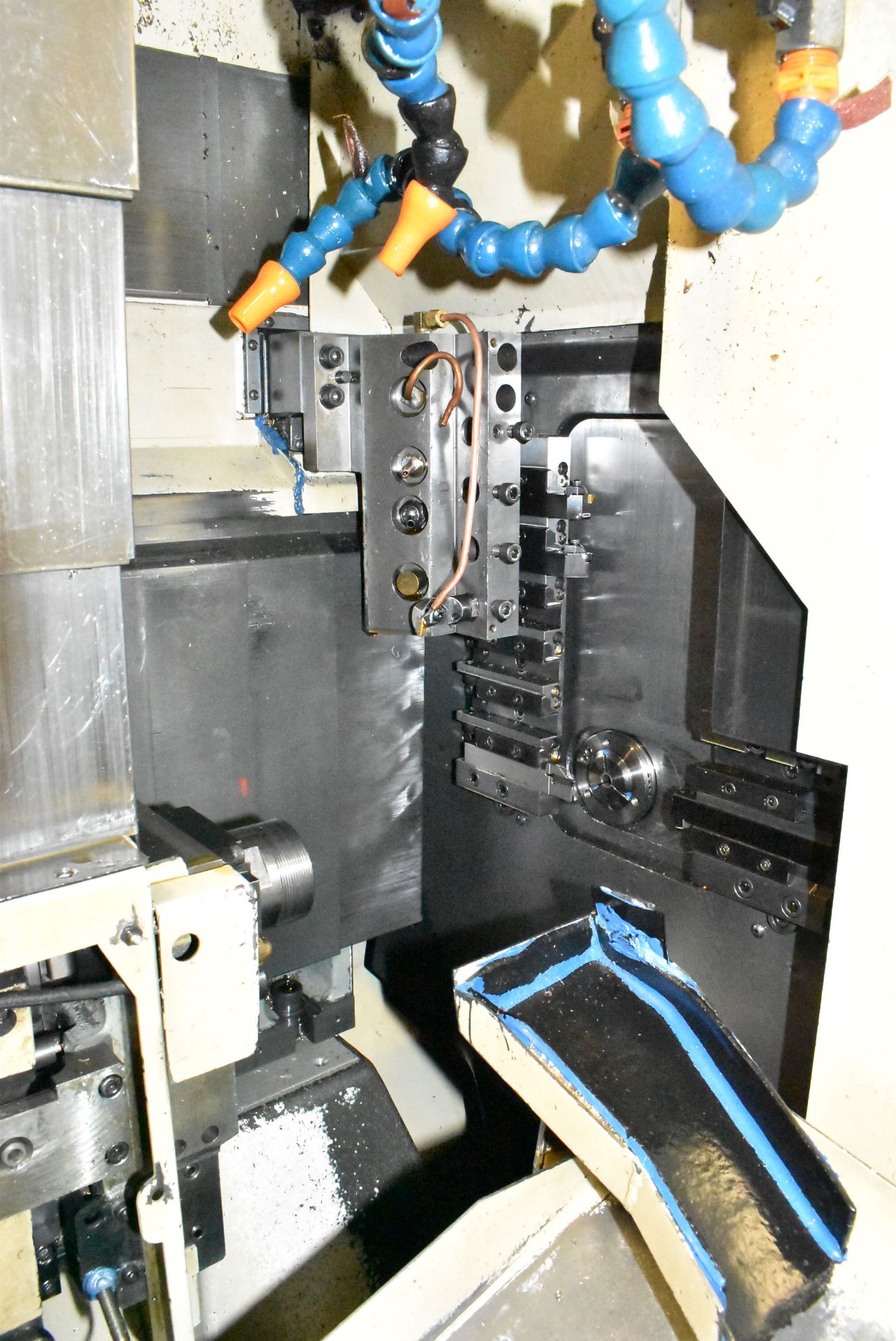 HARDINGE ST-225 CNC SWISS STYLE LATHE WITH GE FANUC 1ST DUAL PATH CNC CONTROL, TURBO CONVEYOR CHIP - Image 4 of 10