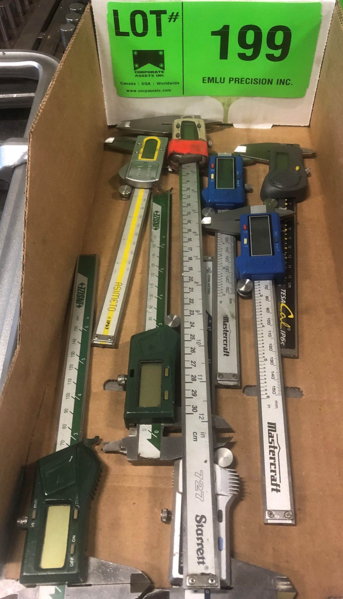 LOT/ DIGITAL VERNIER CALIPERS