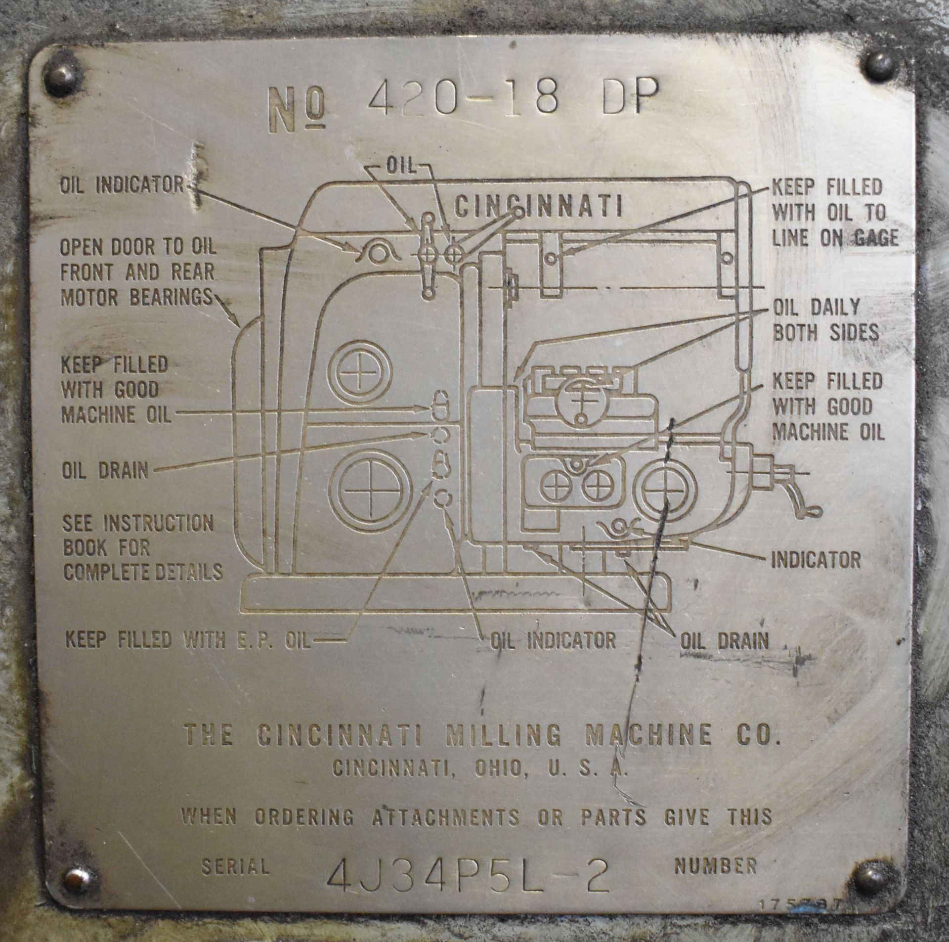 CINCINNATI 420-18 DP MILLING MACHINE WITH 18" X 80" TABLE, SPEEDS TO 4,000 RPM, 10" MACHINE VISE, - Image 2 of 4