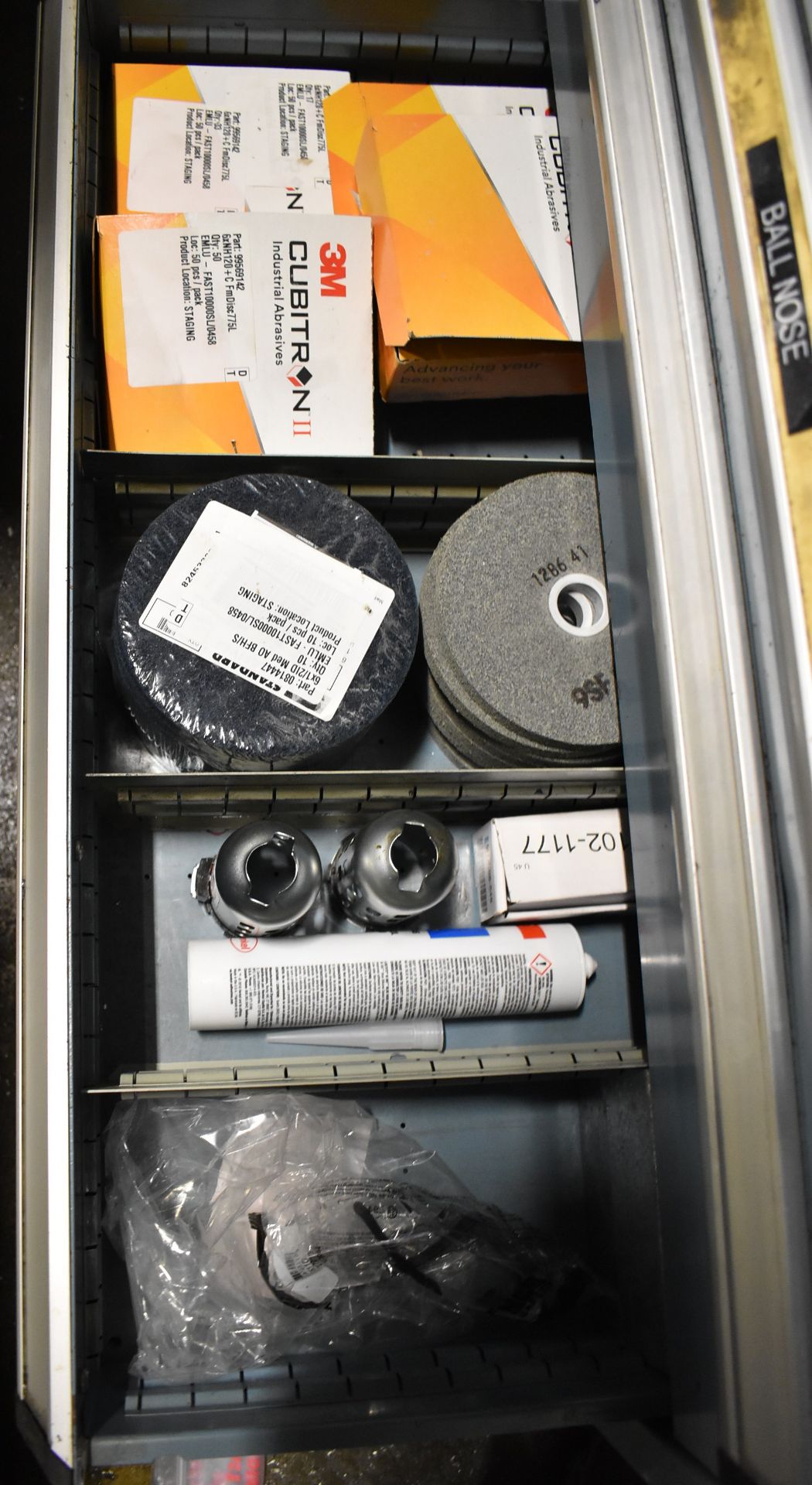 LOT/ CONTENTS OF CABINET CONSISTING OF HARDWARE, END MILLS AND SUPPLIES - Image 7 of 7